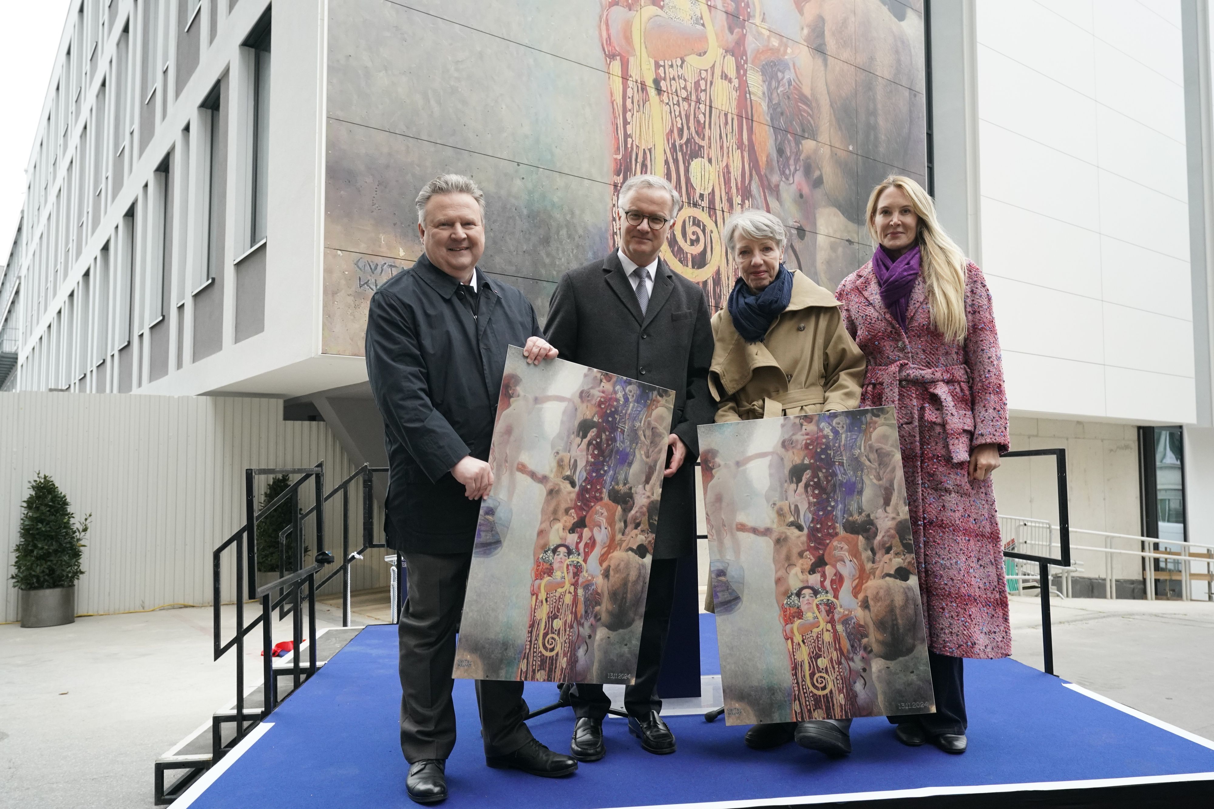Bürgermeister Michael Ludwig, Markus Müller, Rektor der MedUni, Belvedere-Generaldirektorin Stella Rollig und Eva Dichand, Vorsitzende des Universitätsrats der MedUni Wien und 