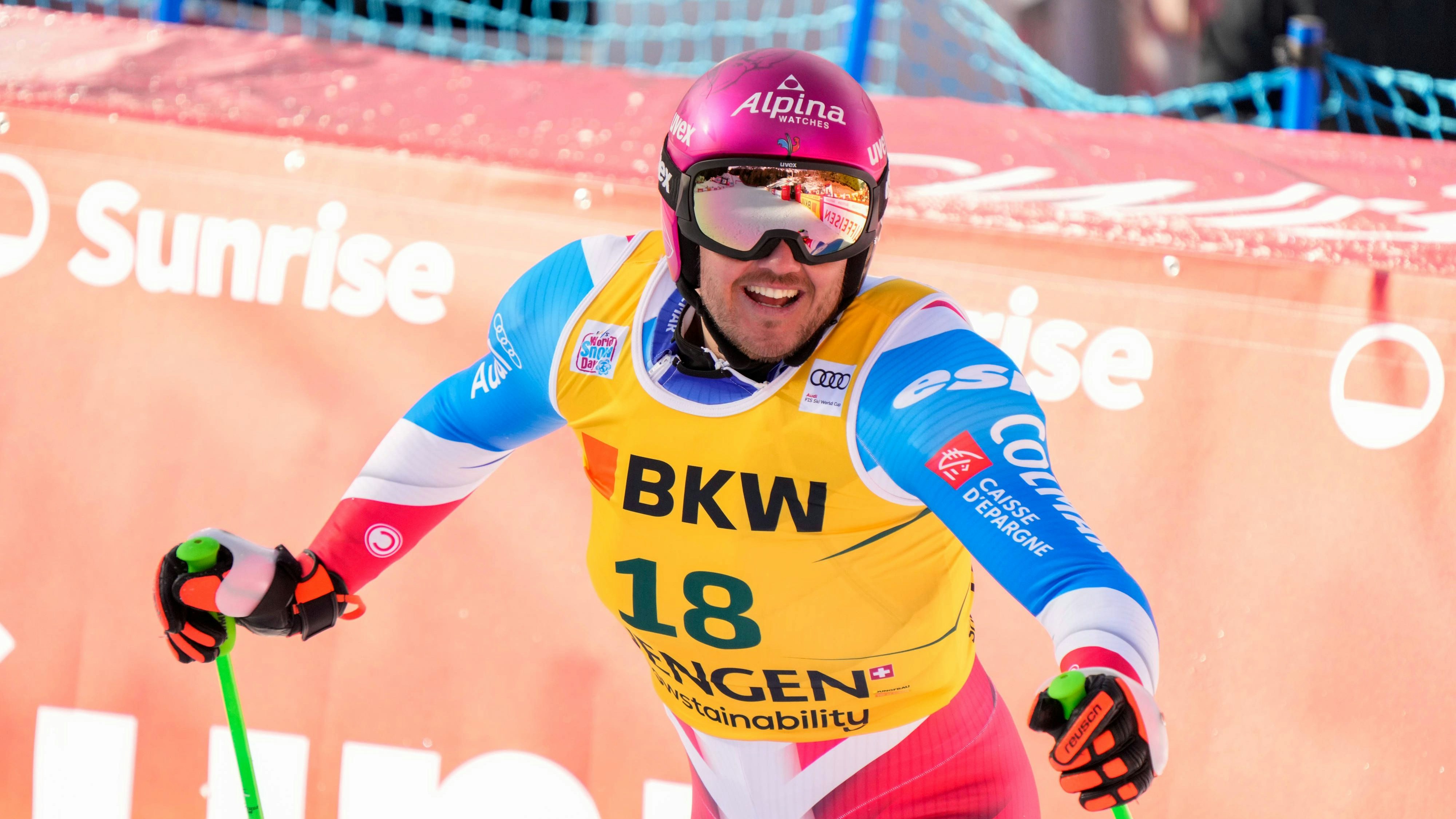 Nils Allegre mit dem ausglösten Airbag