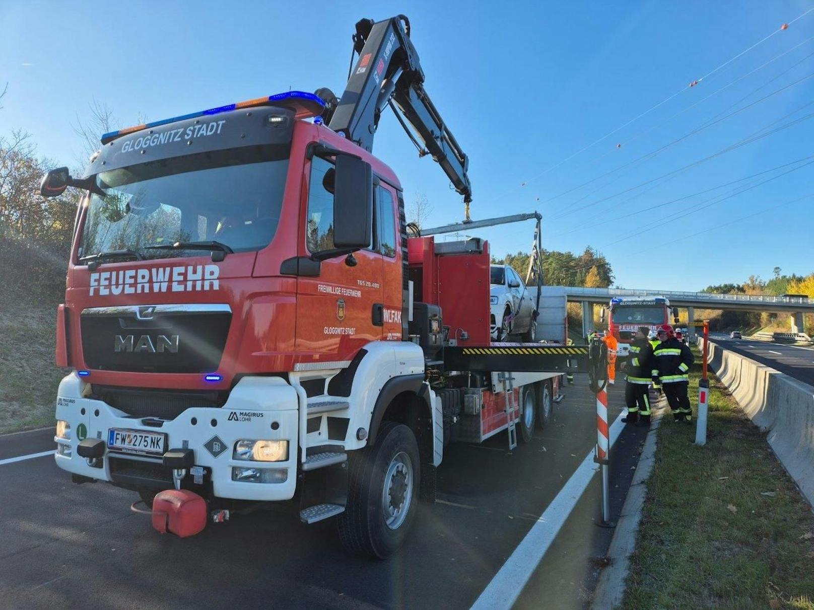 Medizinischer Notfall: Crash auf der S6 – Einsatzkräfte vor Ort