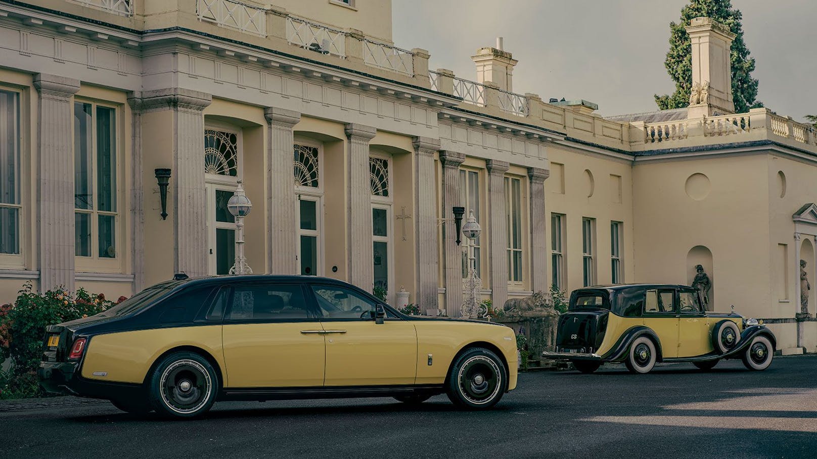 Der Rolls Royce Phantom Goldfinger ist ein echtes Meisterwerk der Automobilkunst.