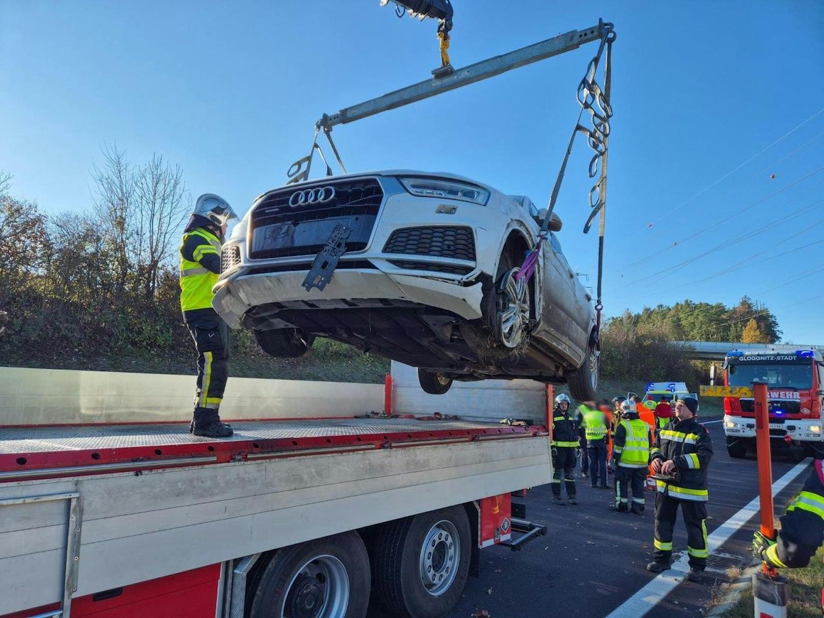 Medizinischer Notfall: Crash auf der S6 – Einsatzkräfte vor Ort