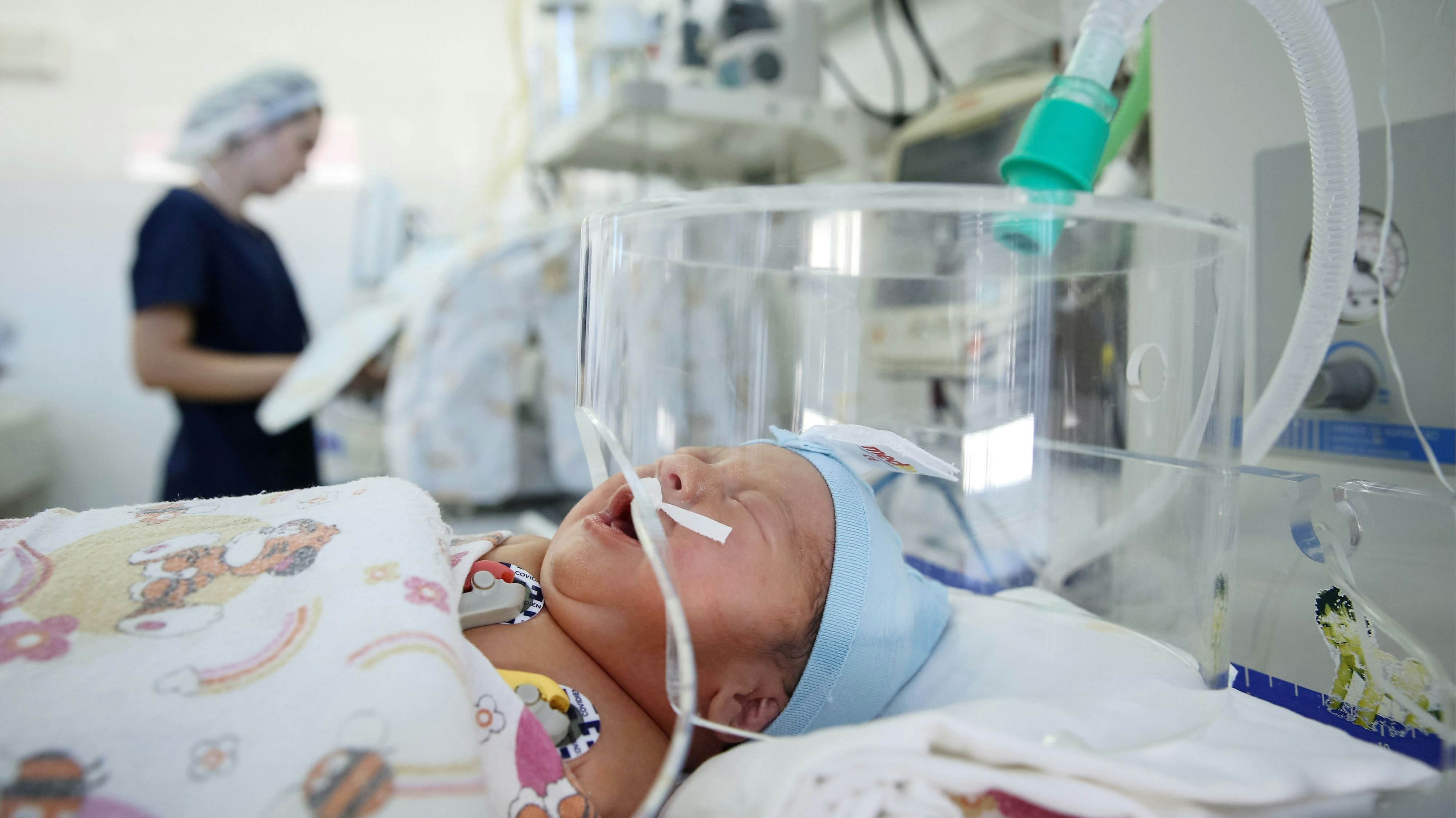 Heute.at - Herzfehler – Baby musste im Mutterleib operiert werden