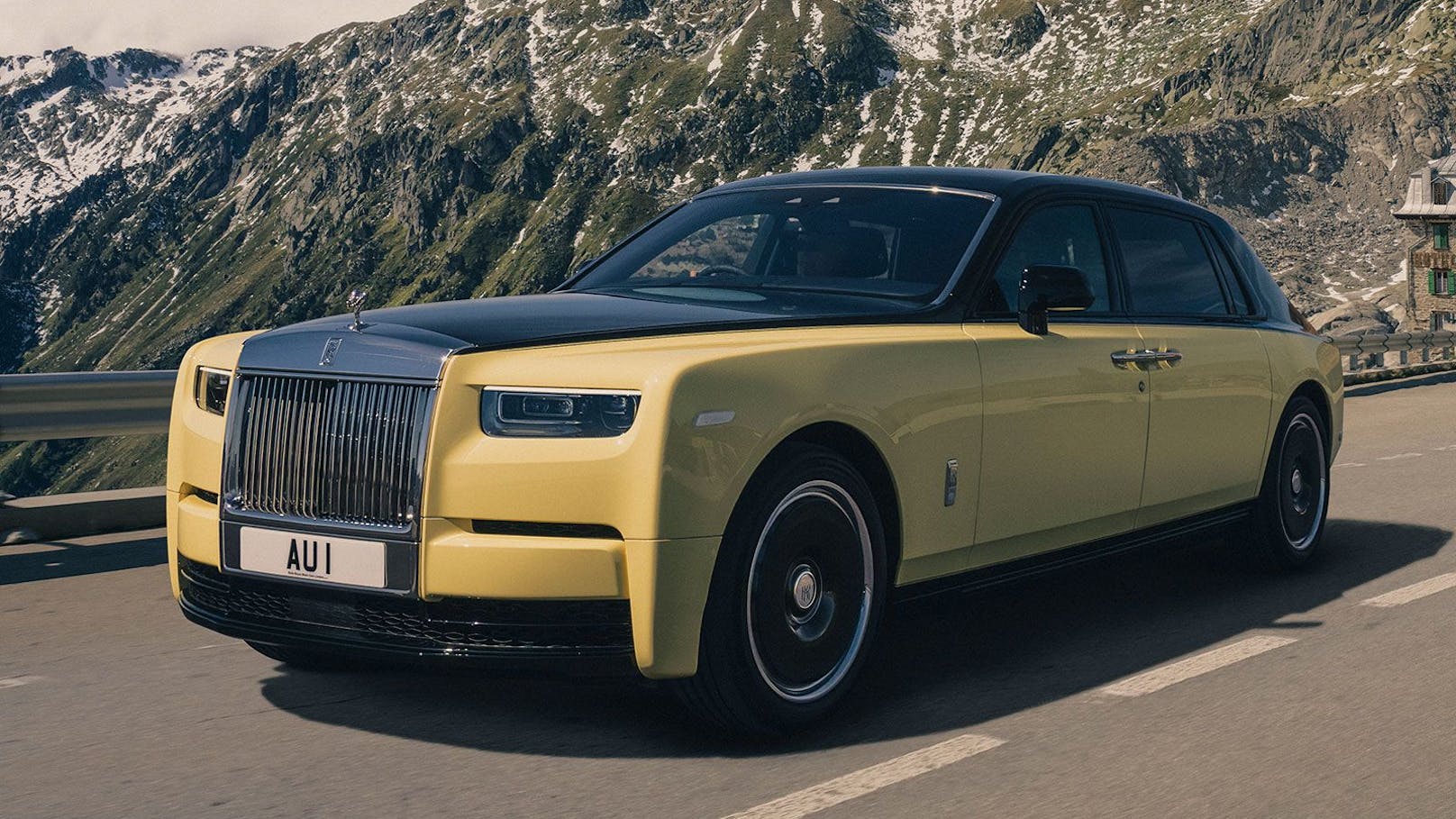 Der Rolls Royce Phantom Goldfinger ist eine perfekte Hommage an den gleichnamigen Film.