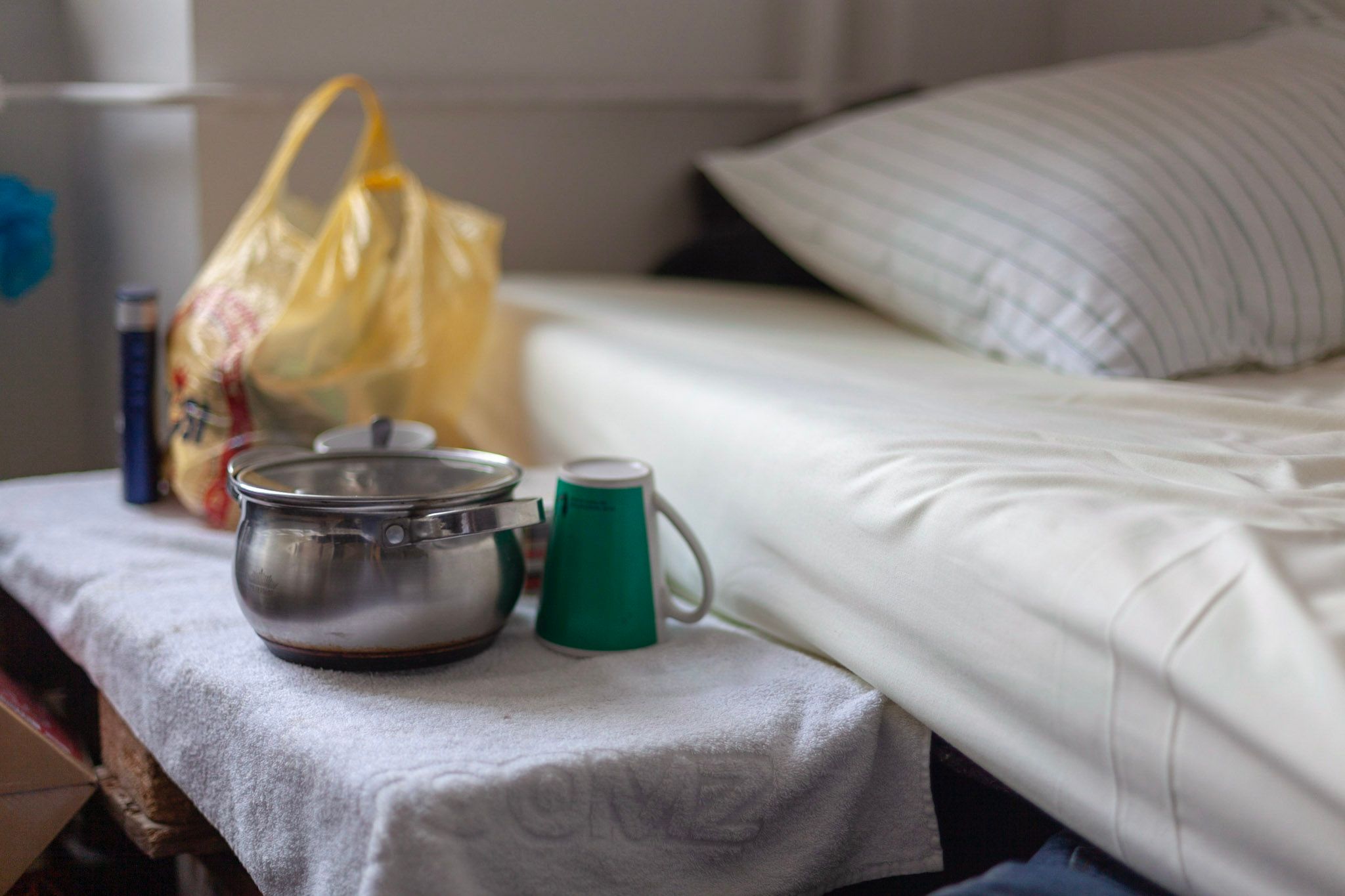 Bildunterschrift: Wohnungslosigkeit bleibt oft von der Gesellschaft unbemerkt. Die Wohnungslosenhilfe kümmert sich um Betroffene.