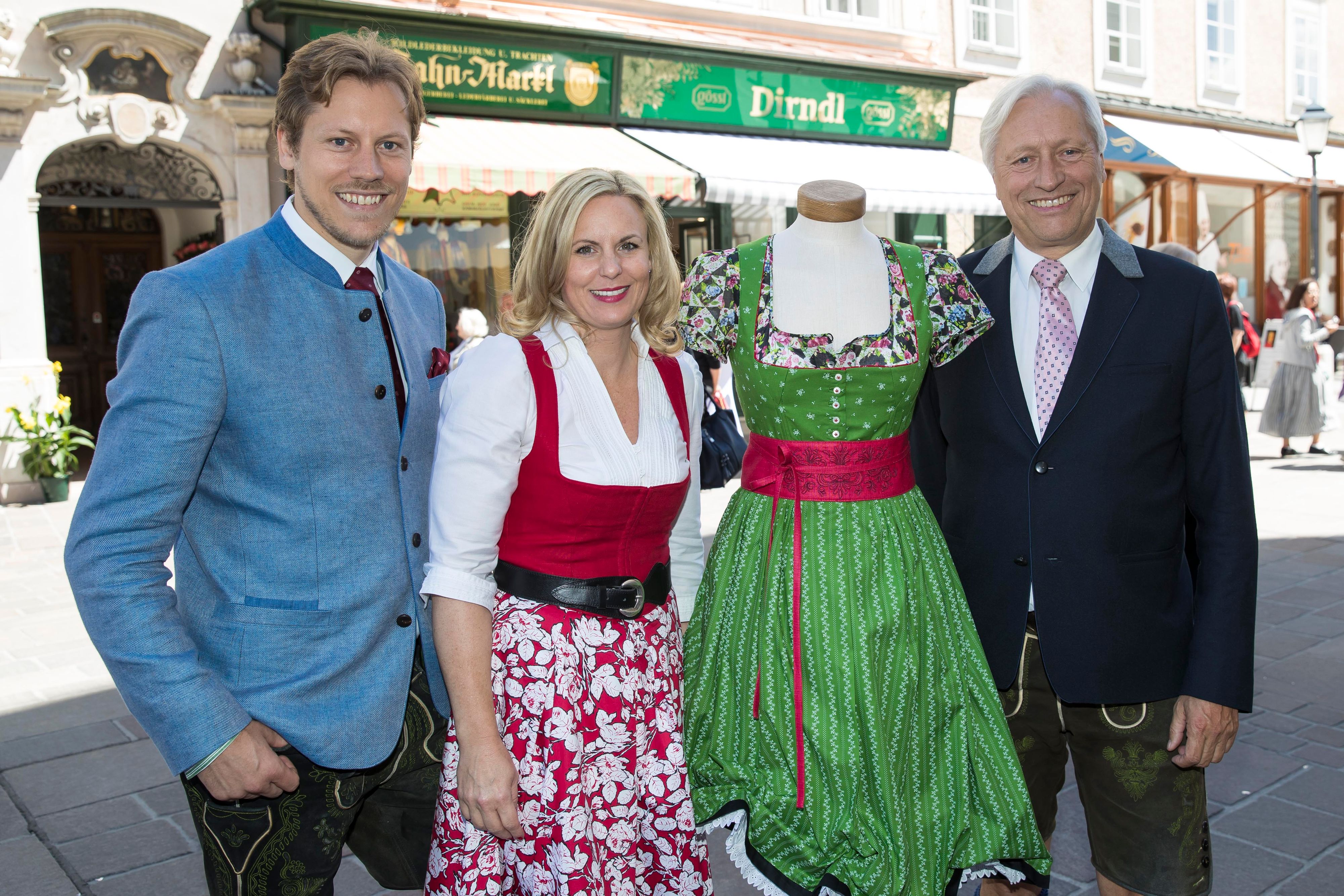 Geschäftsführer Maximilian Gössl mit Christina Seer und Gerhard Gössl.