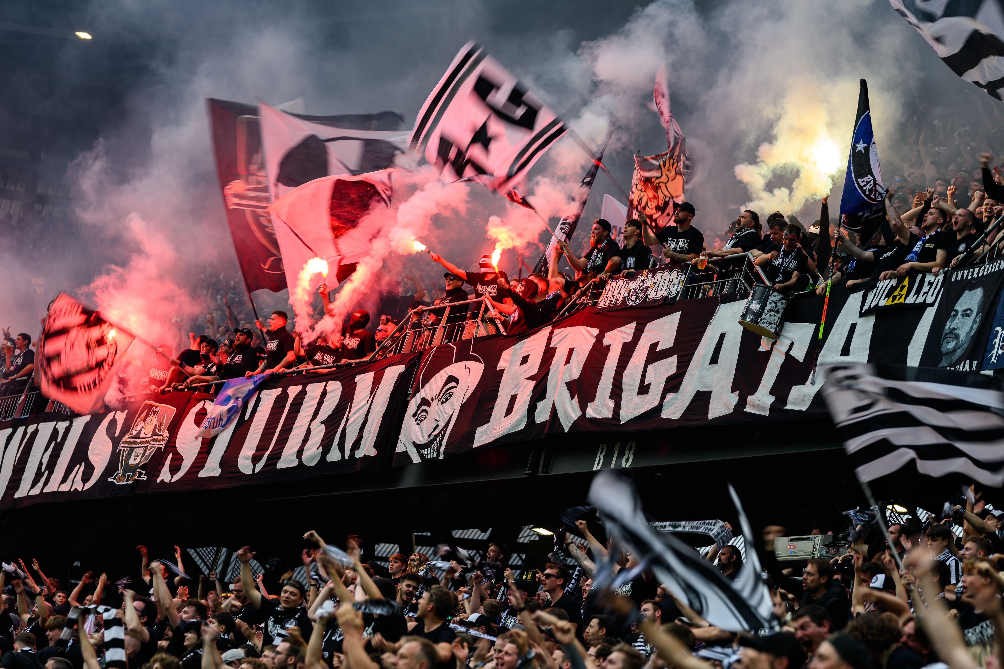 Die Polizei konnte drei Verdächtige ausforschen. (Symbolbild)