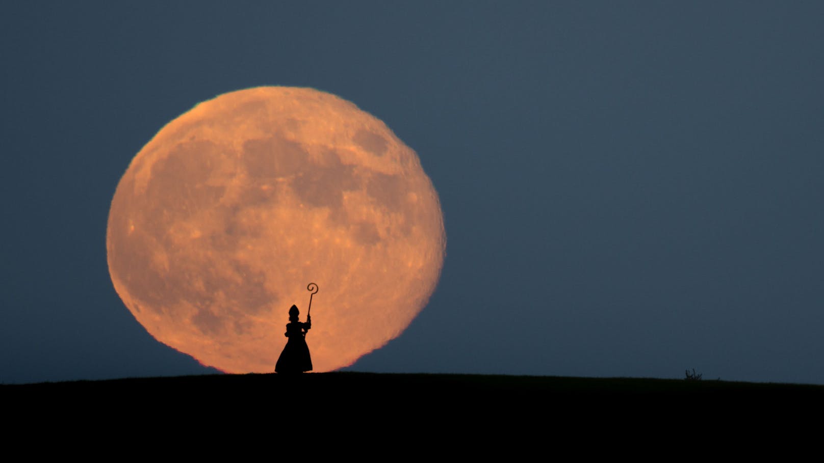 Mostviertler gelangen unglaubliche Supermond-Aufnahmen