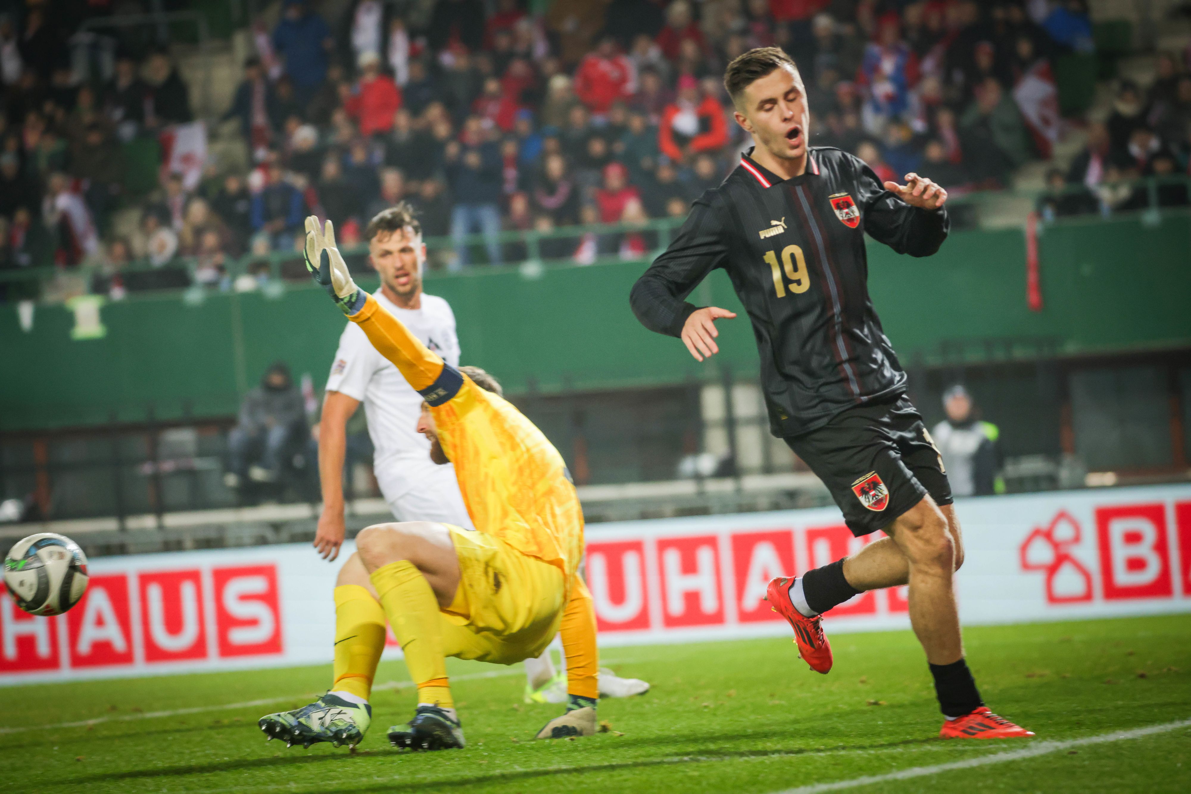 ÖFB-Stürmer Christoph Baumgartner im Sondertrikot.