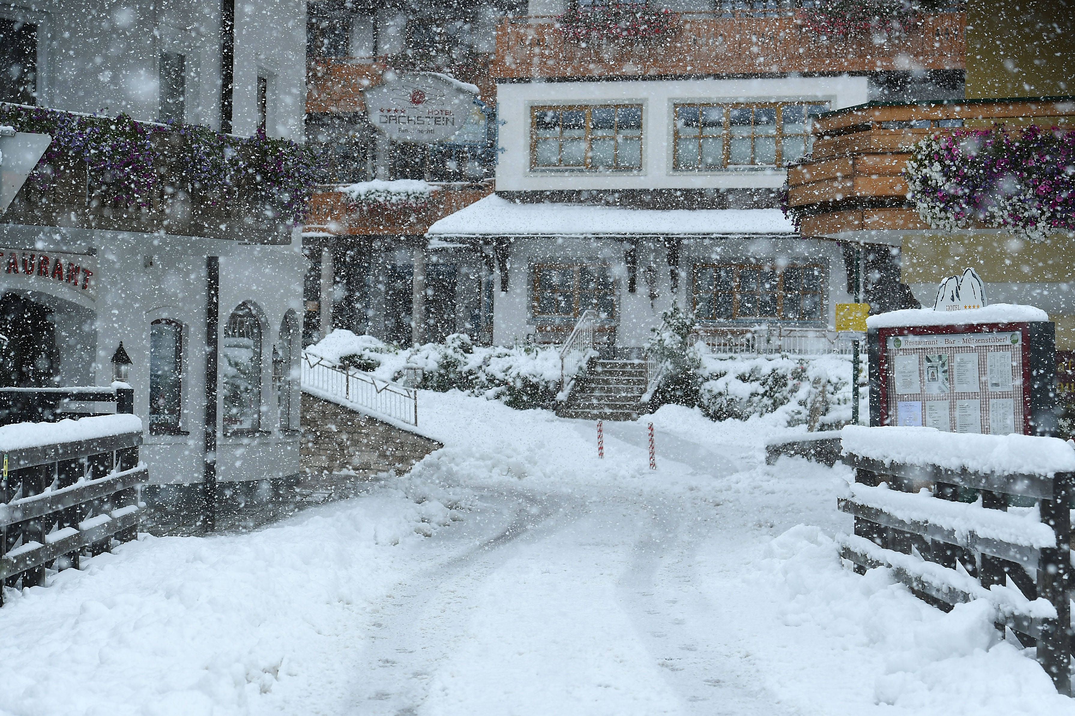 Der erste Winter-Gruß der Saison bringt den Schnee. (Archivbild)
