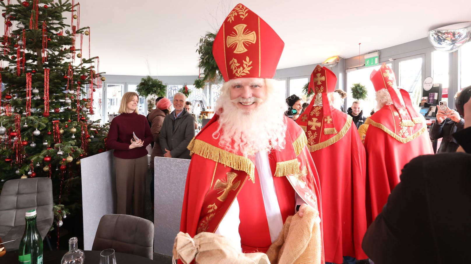 Thomas Morgenstern schlüpft heuer auch in die Nikolaus-Montur