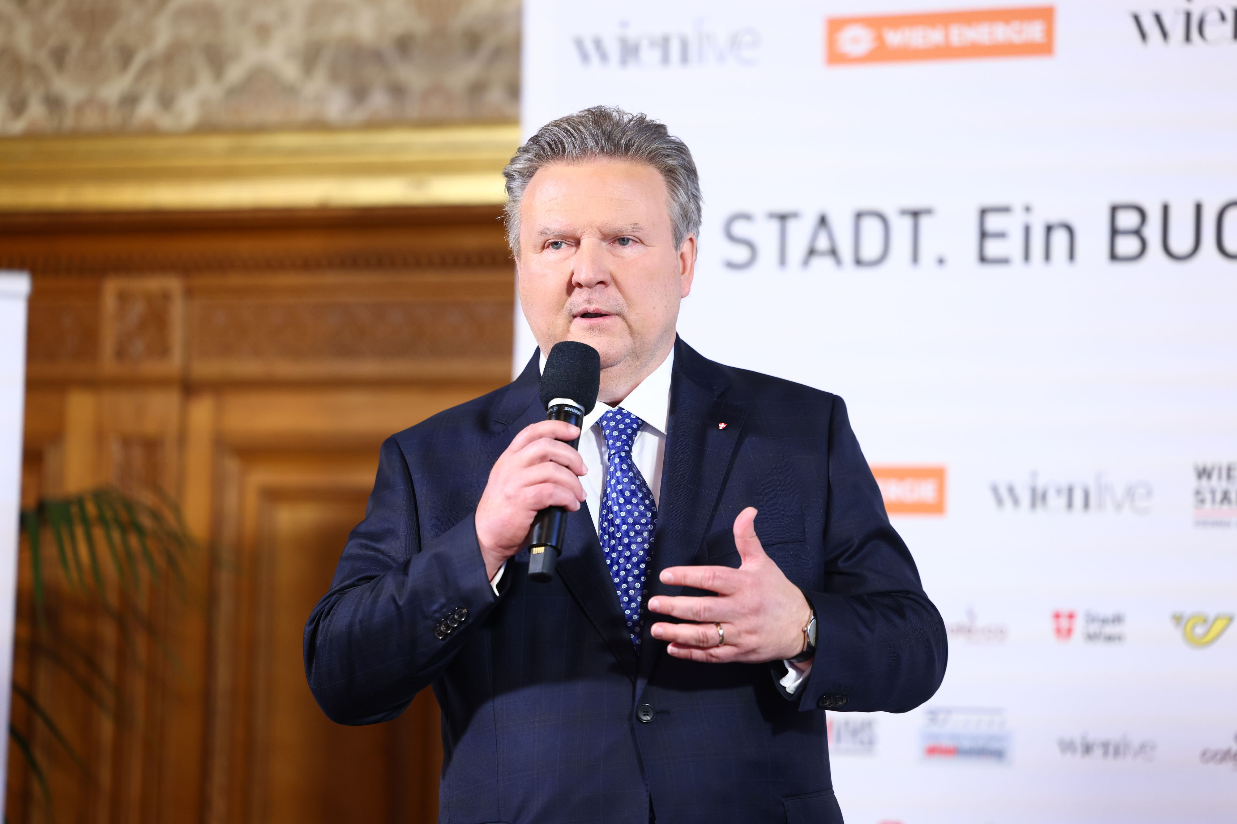 Bürgermeister Michael Ludwig (SPÖ) hat einen großen Wunsch an die künftige Bundesregierung.