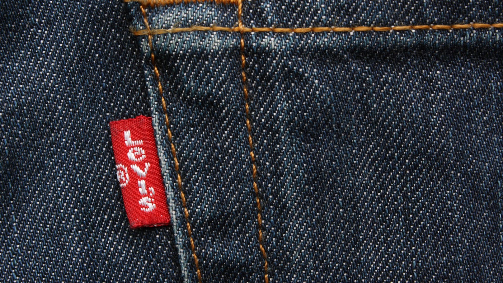 Ist deine Jeans 33.000 Euro wert? Ein Detail verrät es