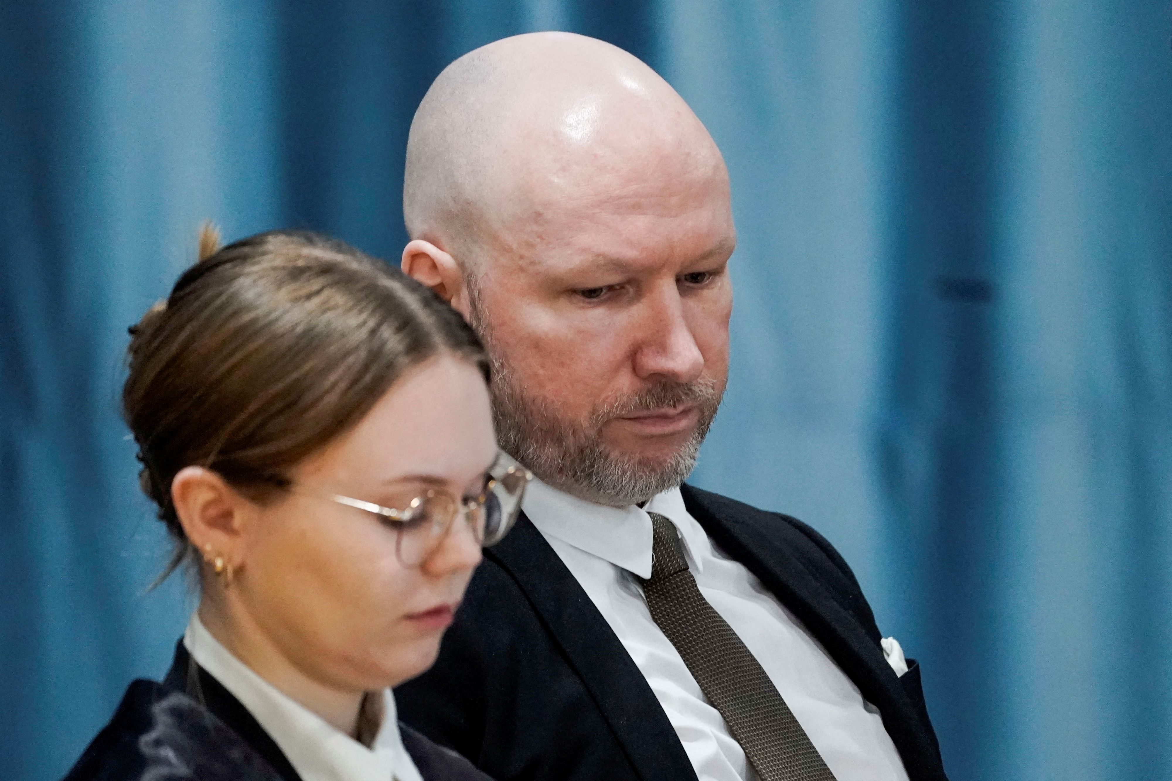 13 Jahre nach den Anschlägen in Oslo und auf Utøya stellt Anders Breivik erneut einen Antrag auf Haftentlassung.