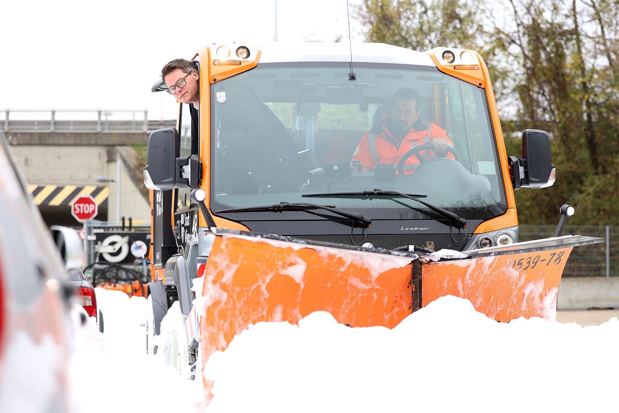 Umweltstadtrat Jürgen Czernohorszky.(SPÖ) überwacht die Vorbereitungen für den ersten Schneefall in Wien.