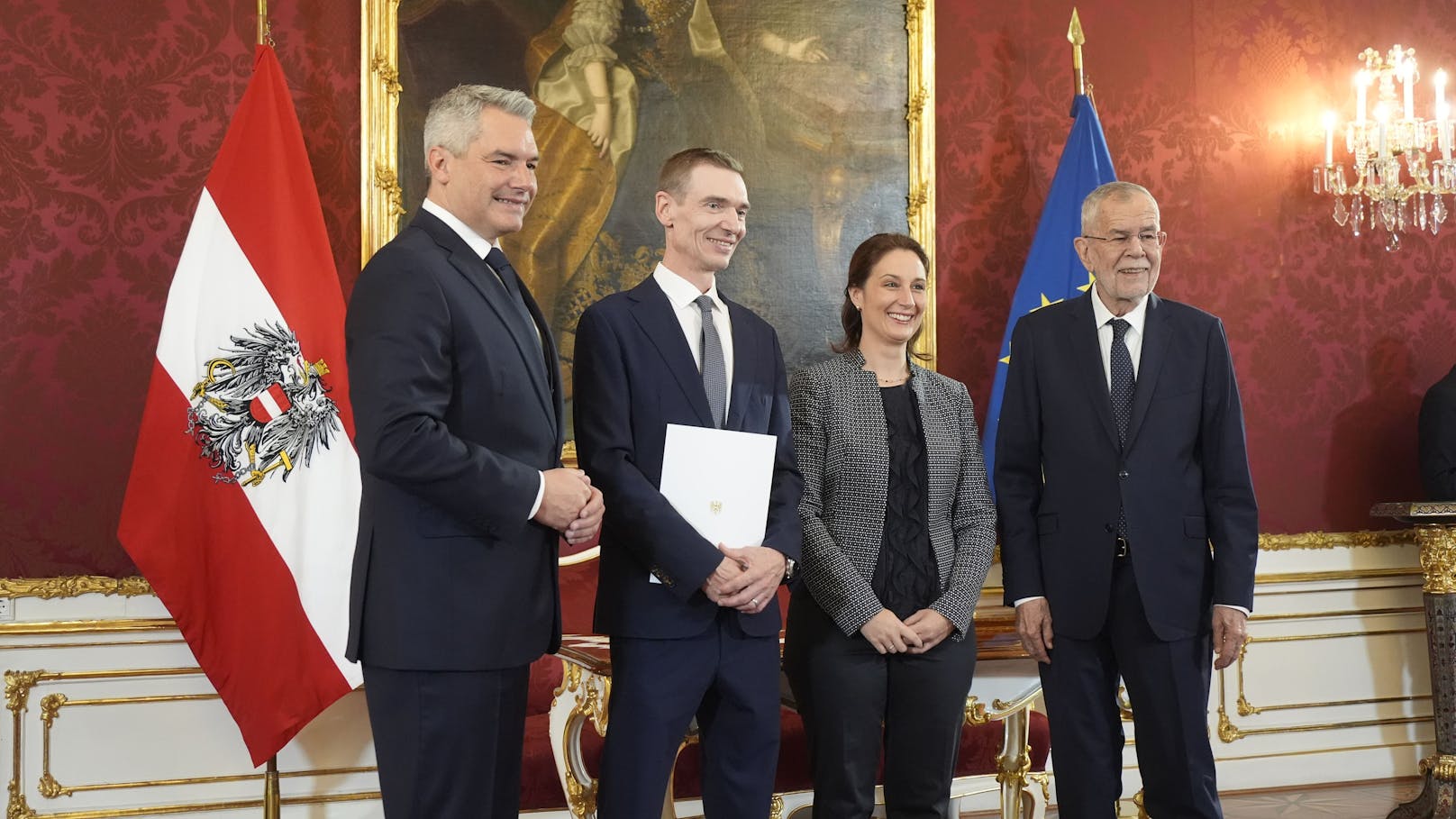 Am Mittwoch wurde Gunter Mayr (ÖVP) zum neuen Finanzminister angelobt. Er ersetzt nun Magnus Brunner.