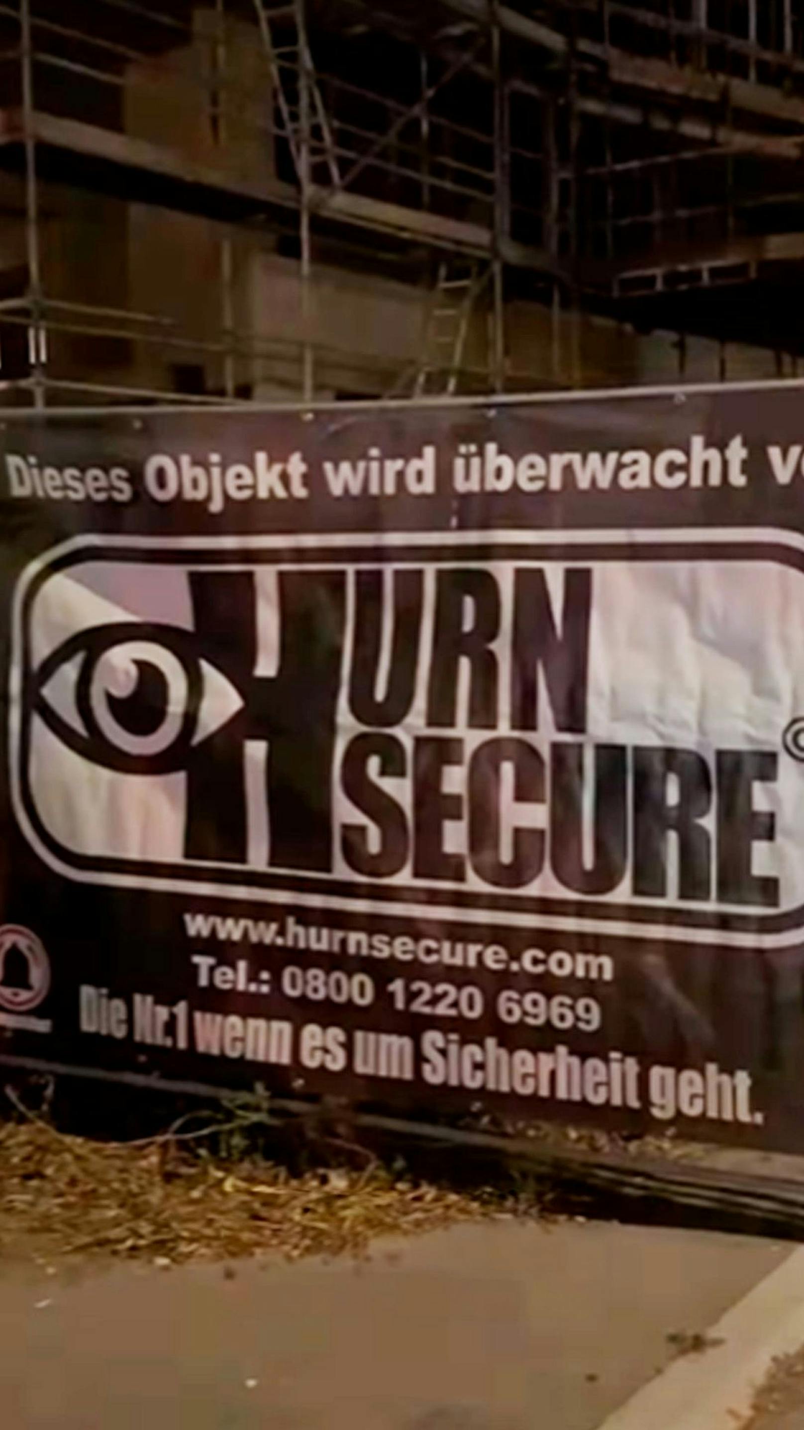 "Hurn Secure" – Wiener Baustelle sorgt für Verwunderung