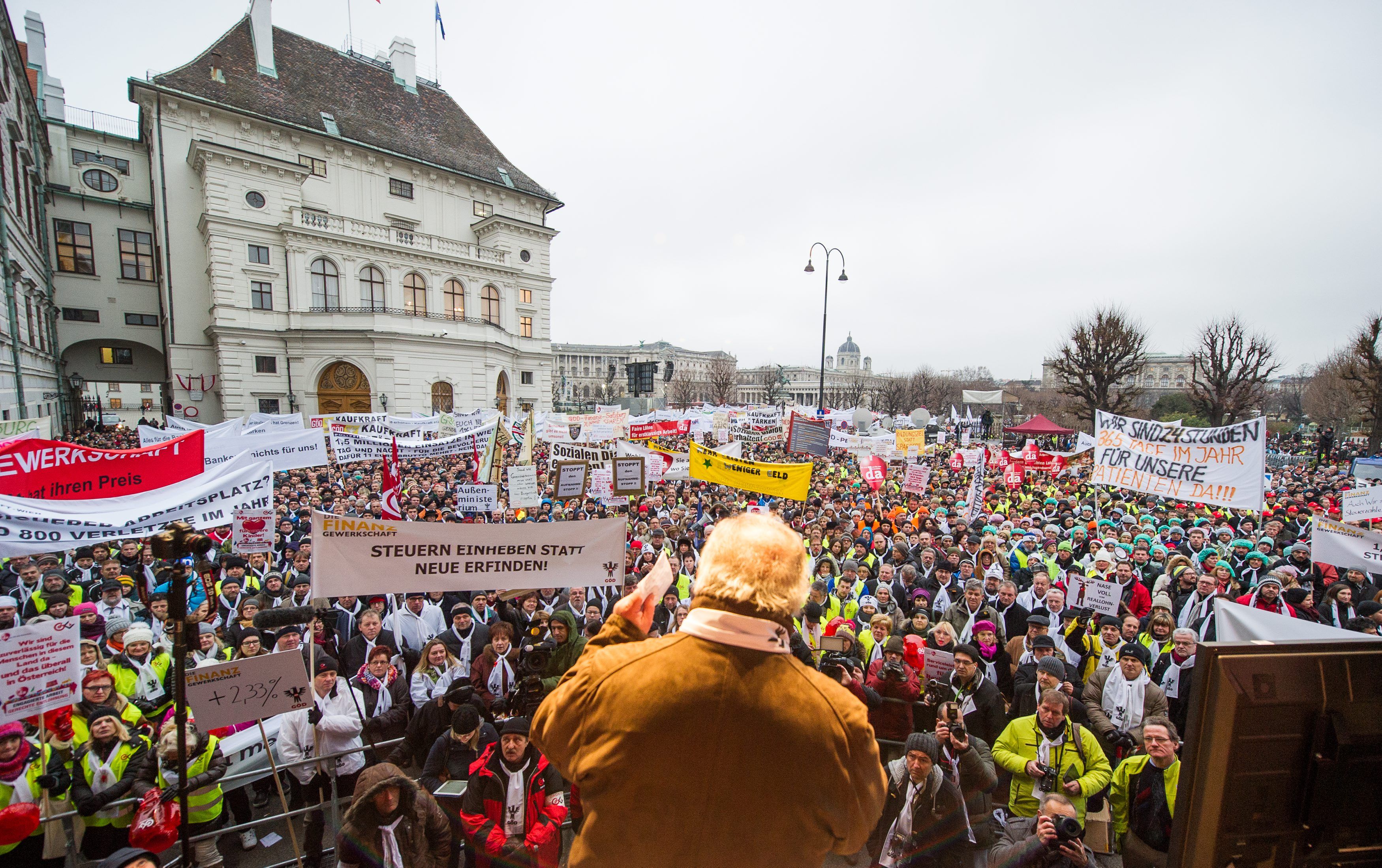 Mega-Beamten-Protest 2013: Damals legten 40.000 Teilnehmer die Wiener City lahm.