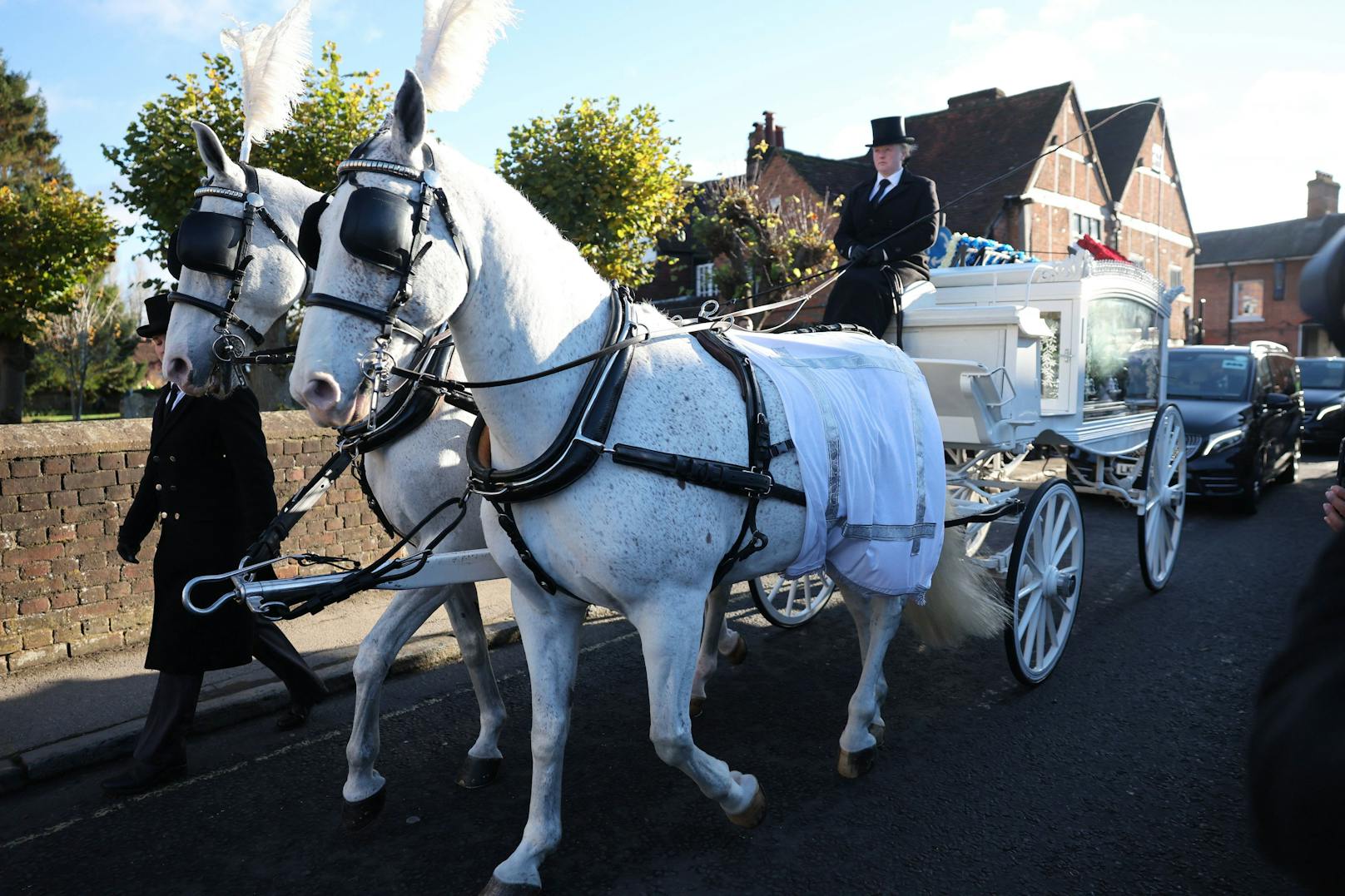 Die Beisetzung findet in seiner Heimat Wolverhampton statt.