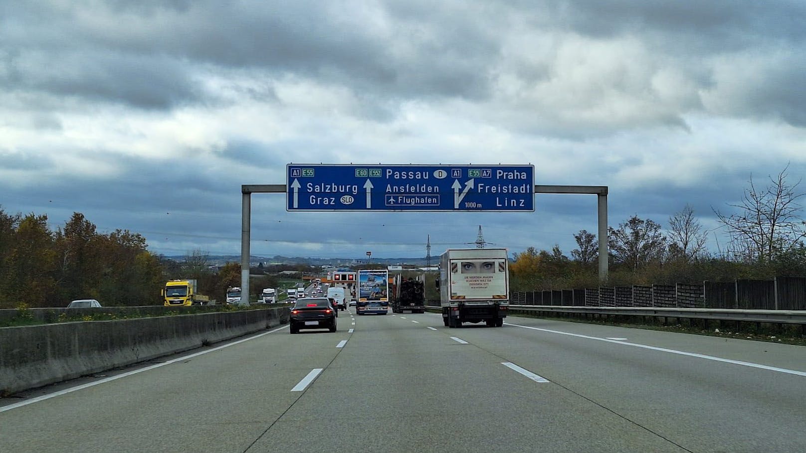 An dieser Stelle auf der Westautobahn (A1) wurde der 17-Jährige im August erwischt.