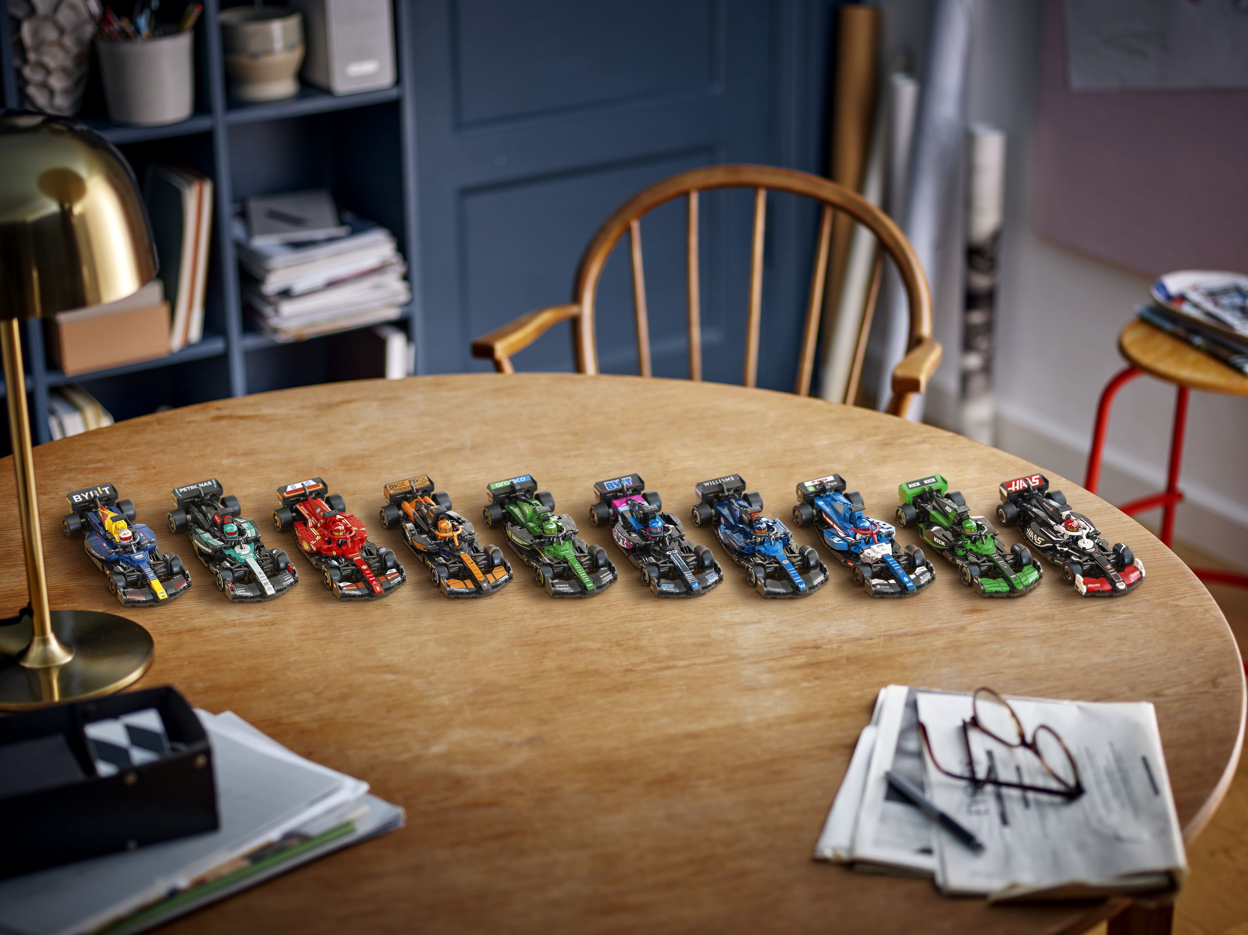 Zum ersten Mal wird jedes der zehn F1-Teams im Produktportfolio vertreten sein.