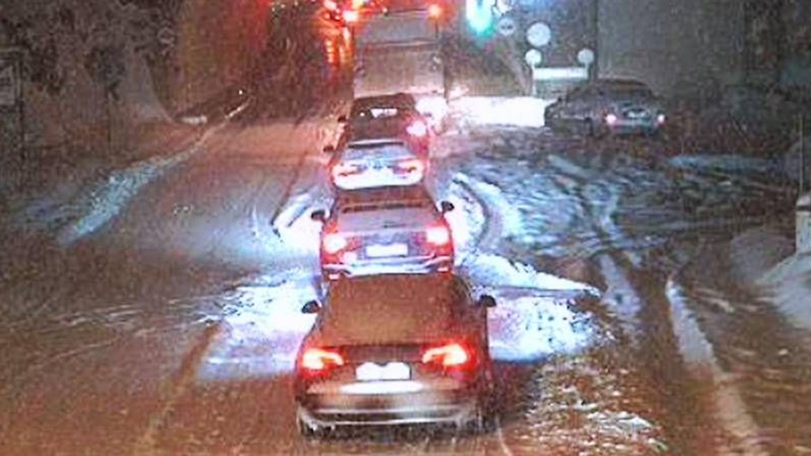 Mit diesem Knopf im Auto kommst du leicht durch Schnee