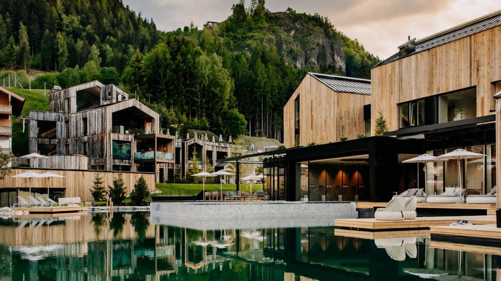 <strong>Platz 1: Naturhotel Forsthofgut</strong>, Leogang, Salzburg: 953.700 Follower