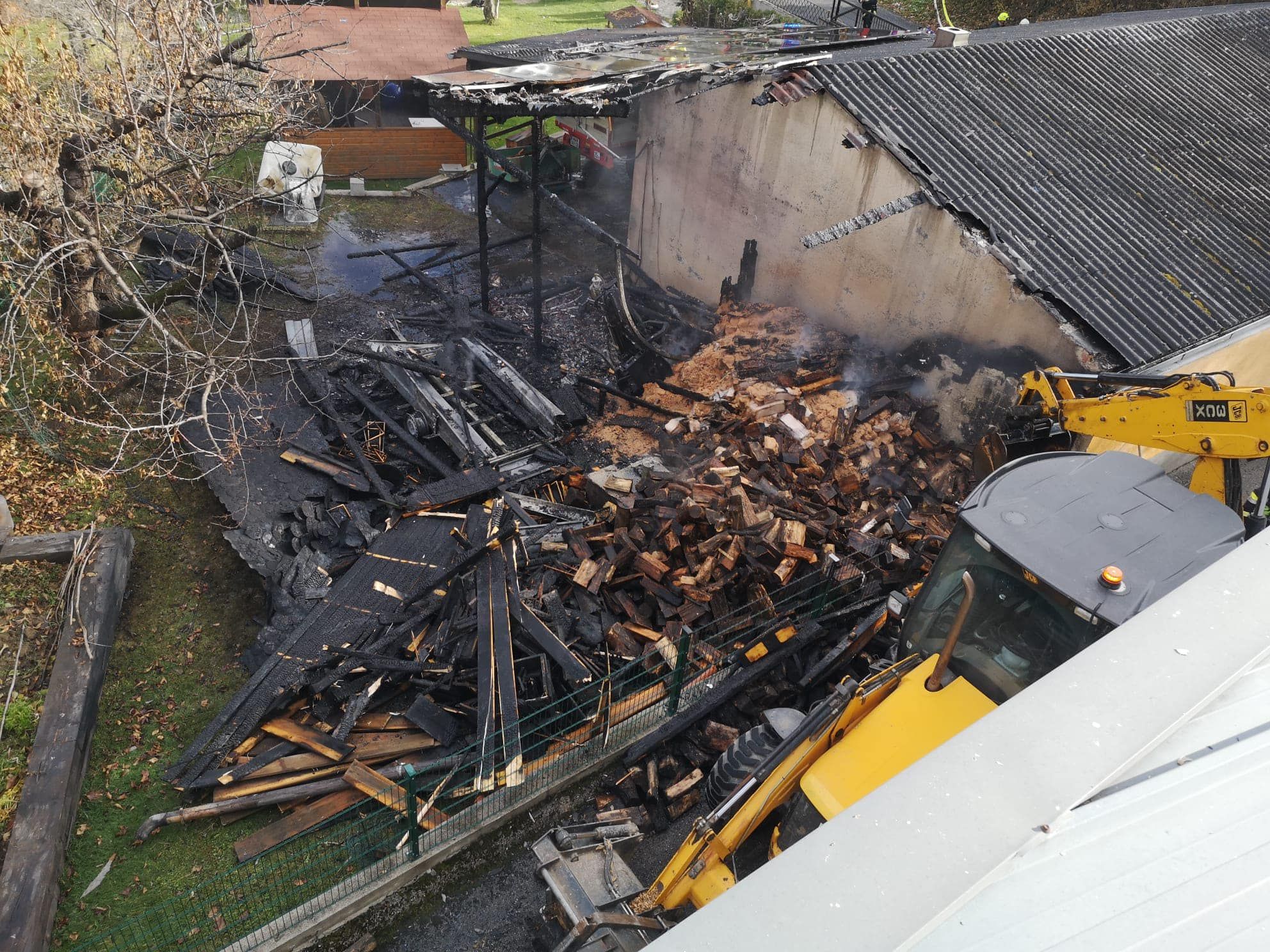 Das Feuer hat seine Spuren hinterlassen.