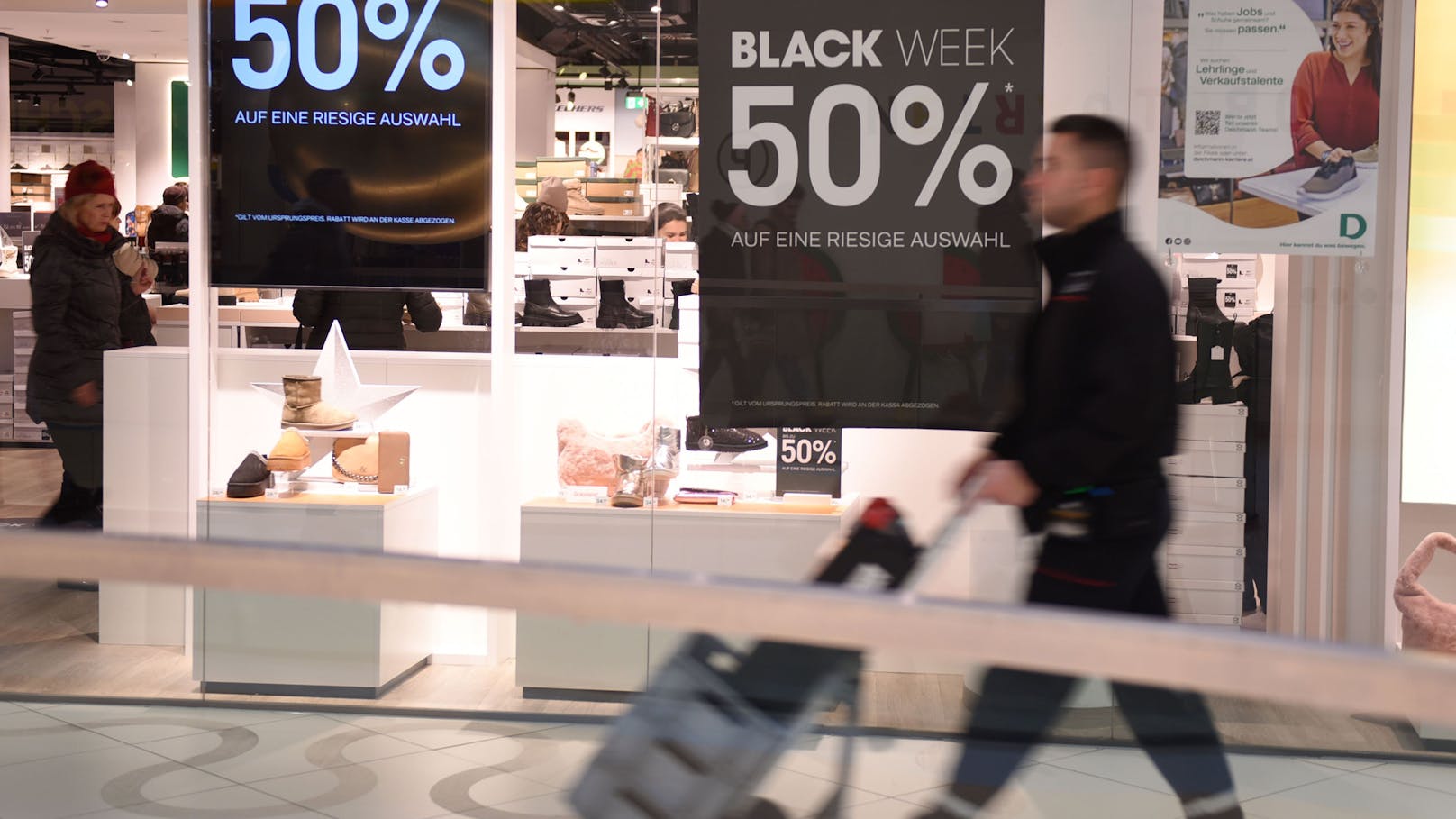 "Black Friday" als "schwarzer Tag für unseren Planeten"