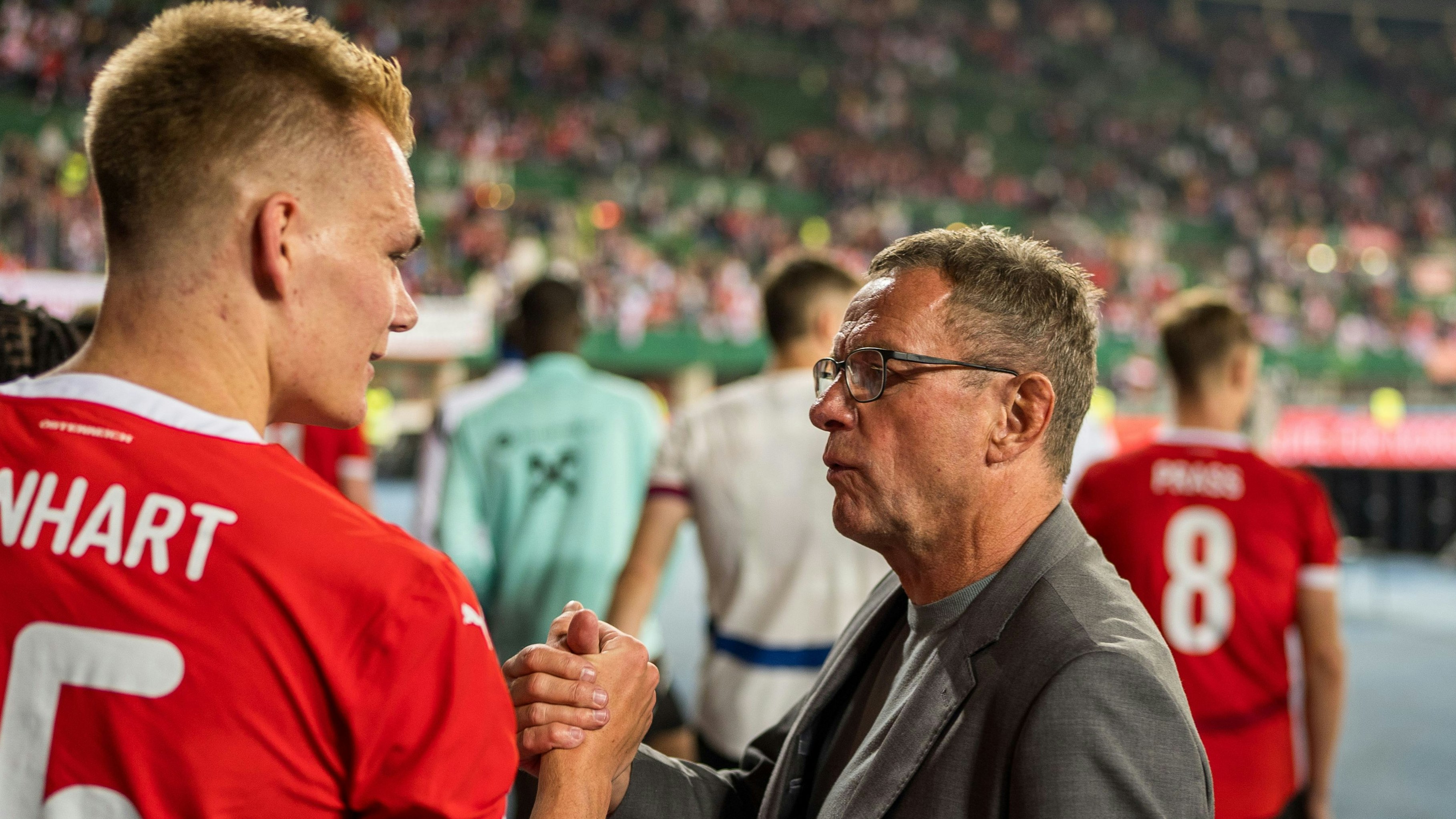 Abwehr-Ass Philipp Lienhart stärkt Ralf Rangnick den Rücken. 