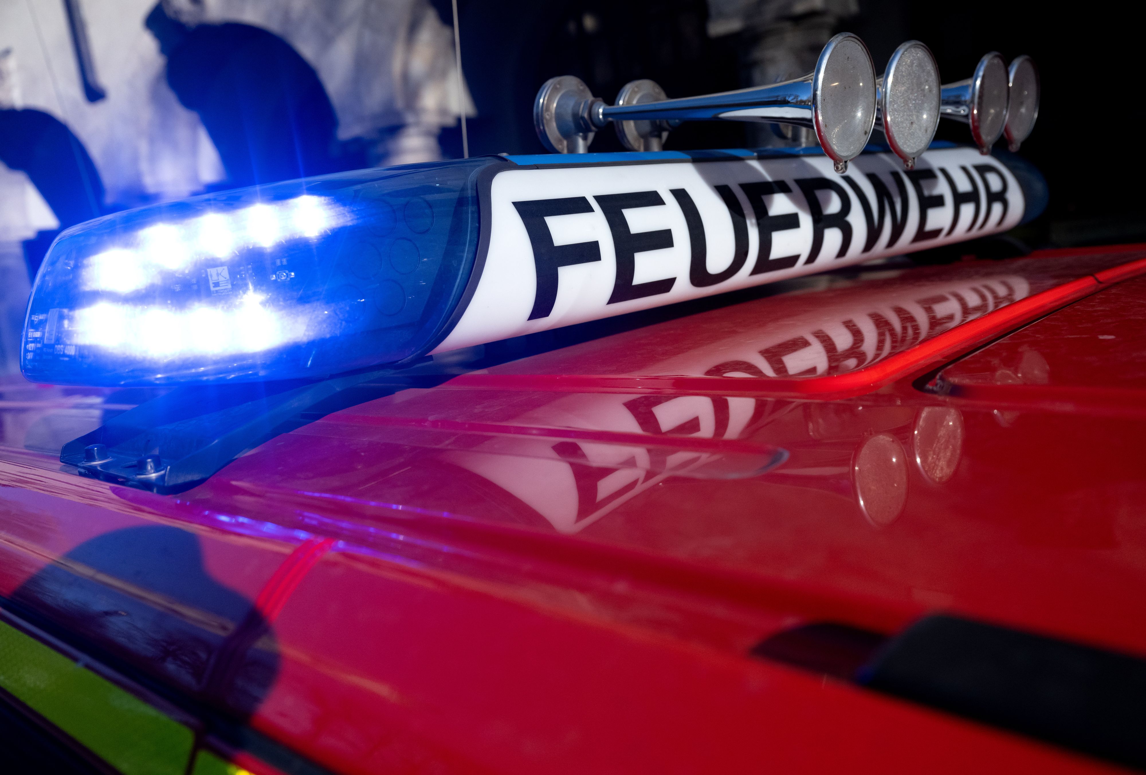 Die Feuerwehr konnte den Brand rasch unter Kontrolle bringen. (Symbolbild)