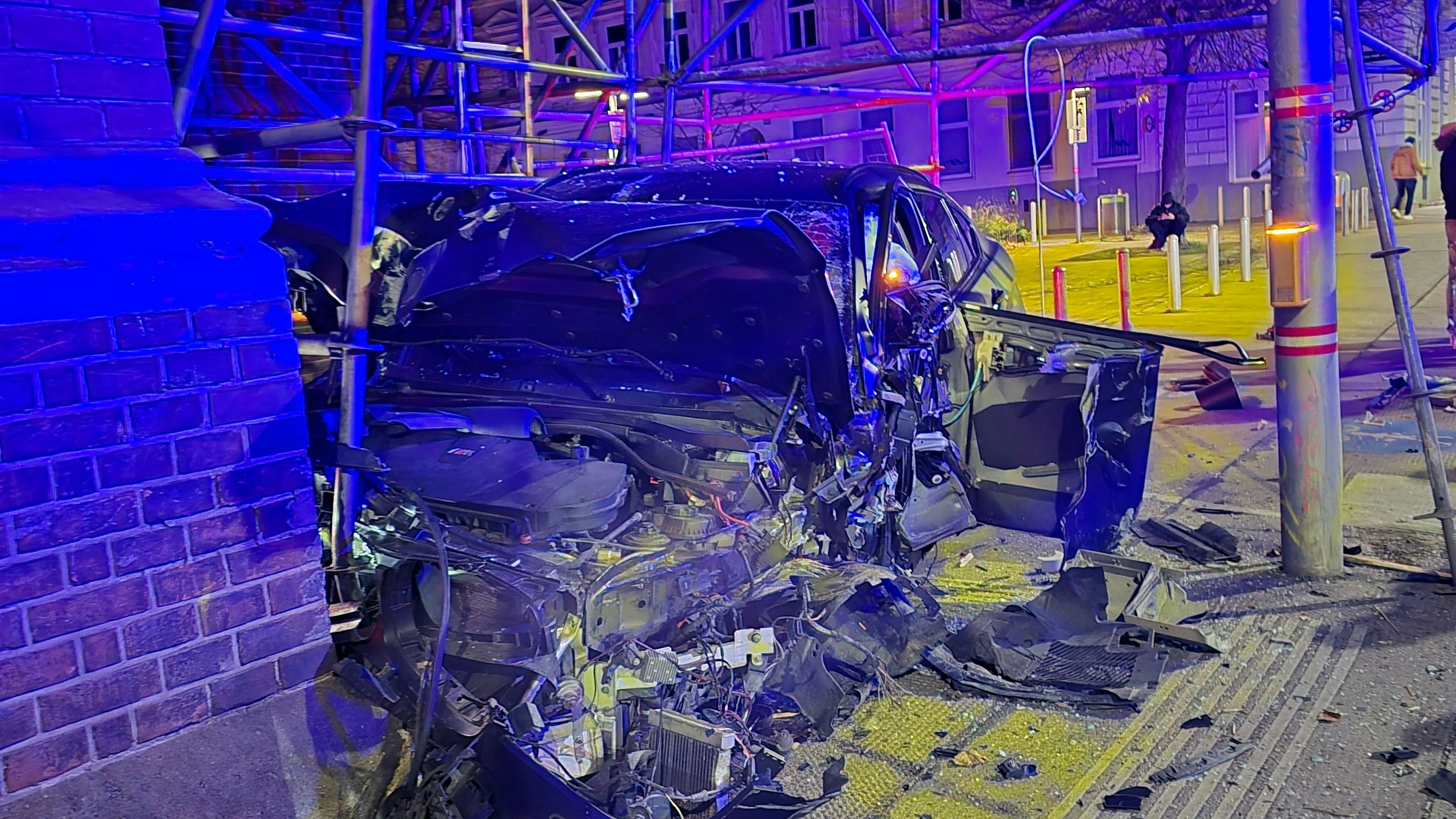 Der Unfall passierte gegen 3.50 Uhr.