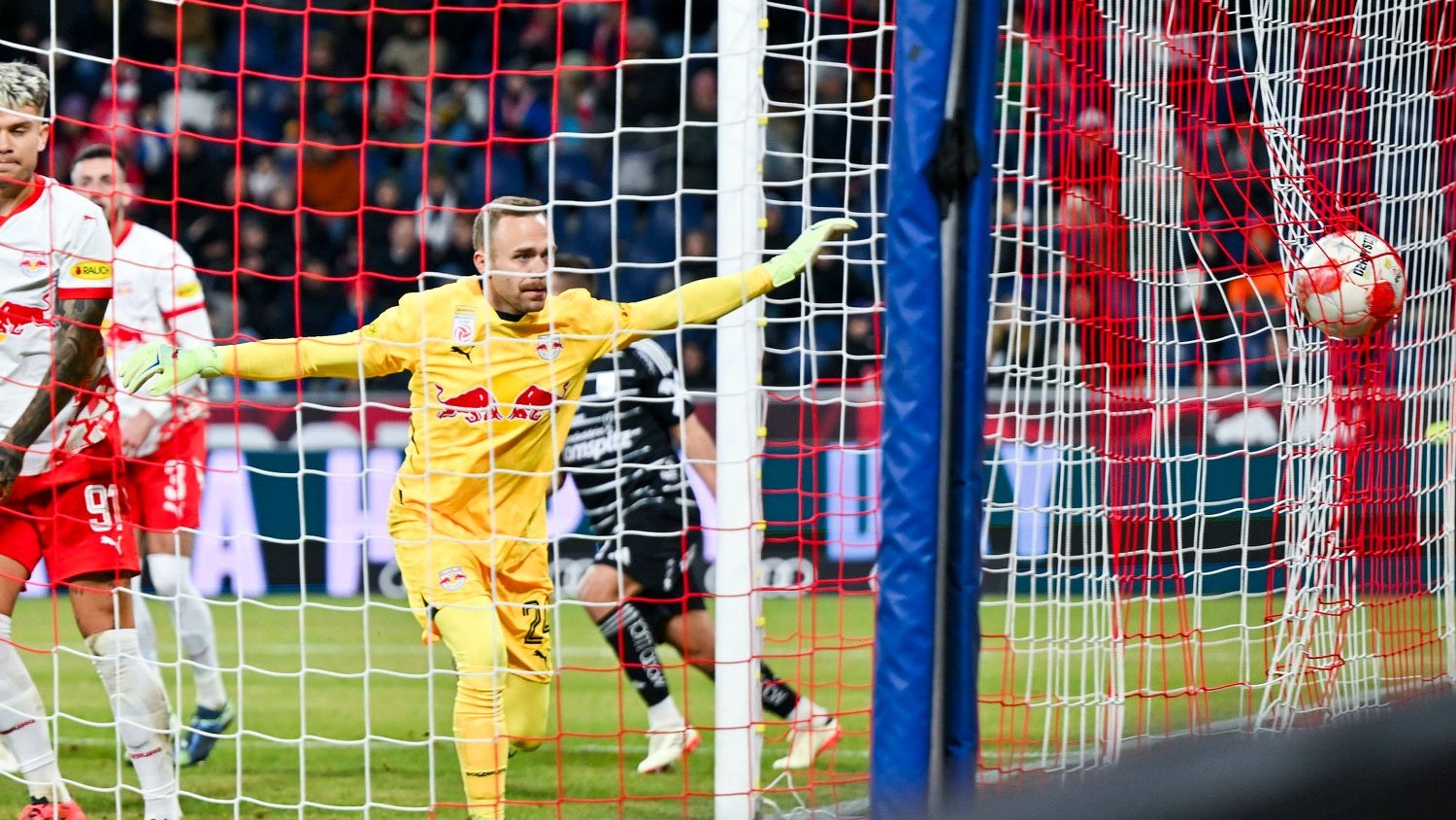 Salzburg verliert schon wieder