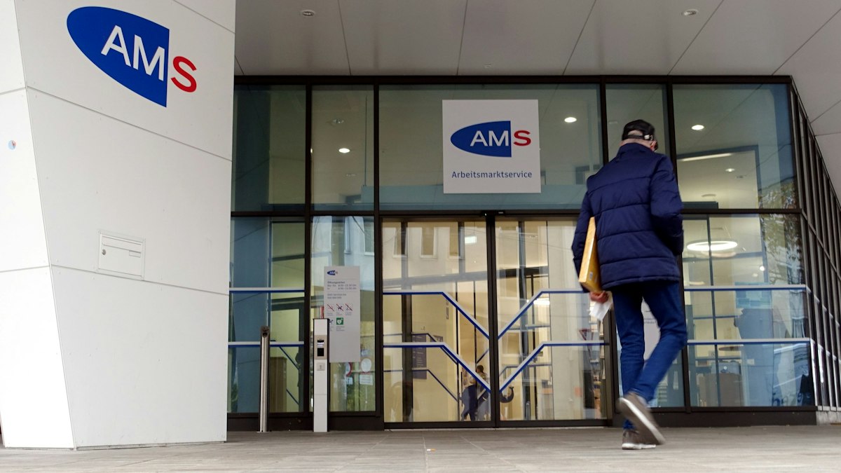 AMS Applicant Trial Period Sick Leave Controversy - News Directory 3