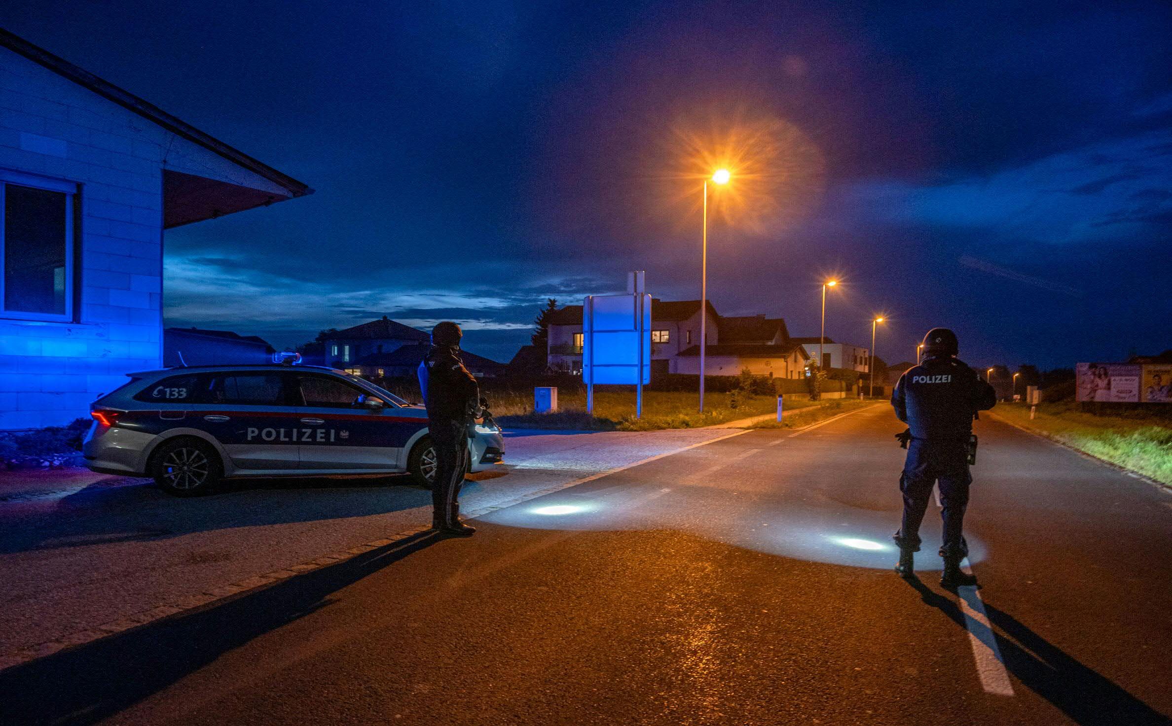 Nach dem unbekannten Täter wird gefahndet. (Symbolbild)