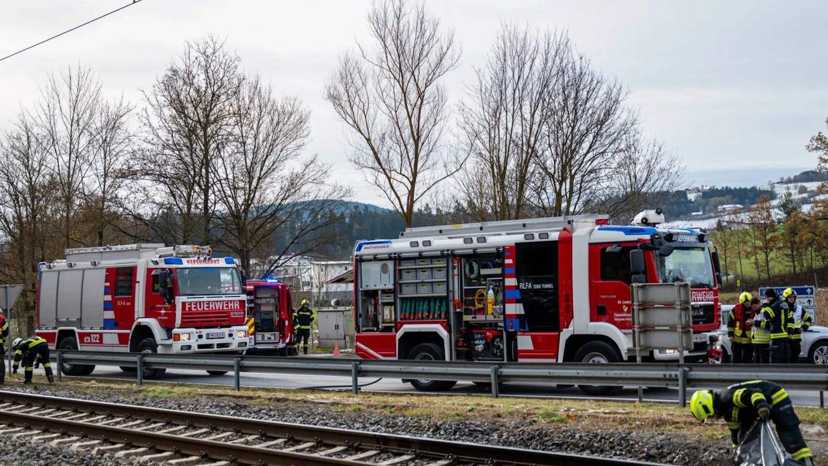 Feuerwehrler räumten die Unfallstelle.