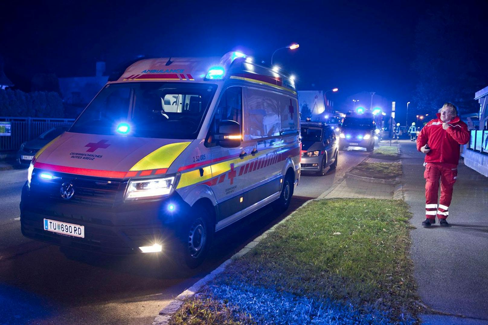 Wohnhausbrand in Oberwaltersdorf forderte die Einsatzkräfte