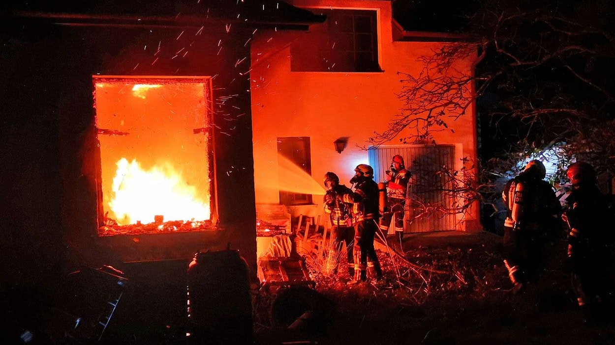 Wohnhausbrand in Oberwaltersdorf im Bezirk Baden