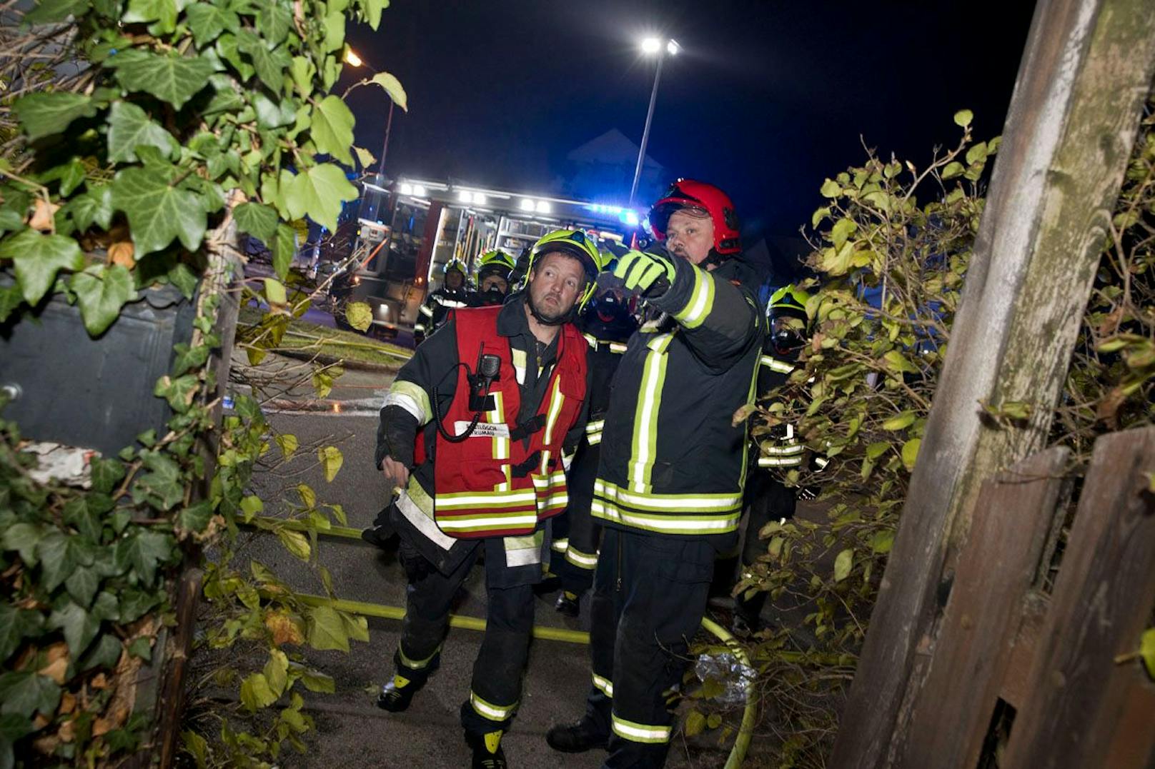 Wohnhausbrand in Oberwaltersdorf forderte die Einsatzkräfte