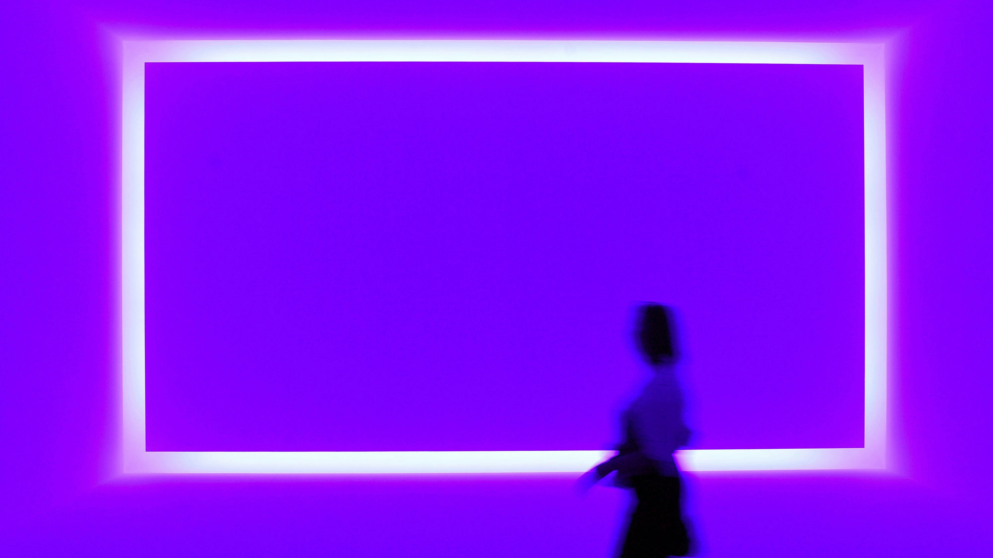 Eine Lichtinstallation des amerikanischen Künstlers James Turrell