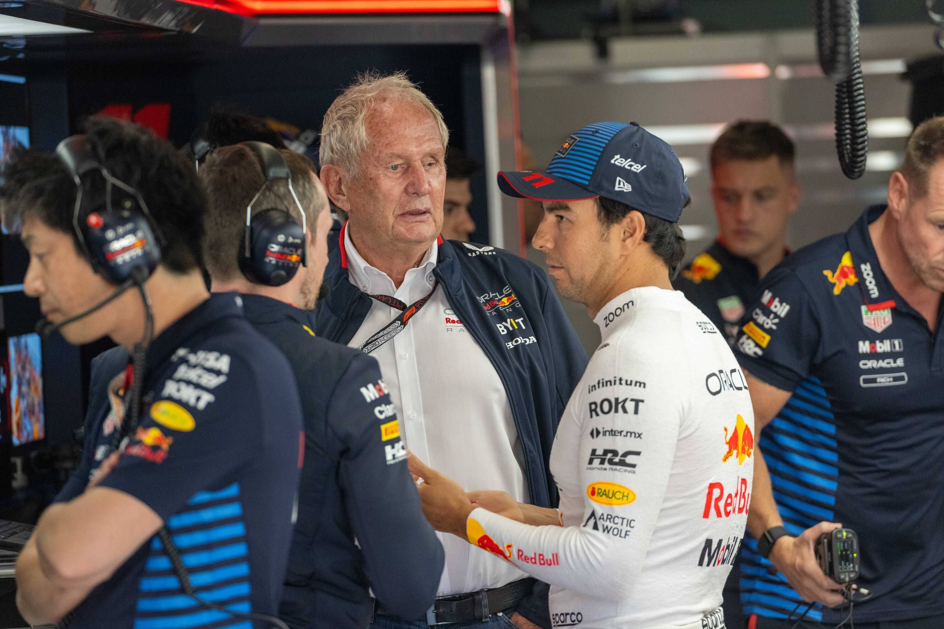 Helmut Marko äußerte sich nach dem Grand Prix von Las Vegas zu der Zukunft von Sergio Perez.