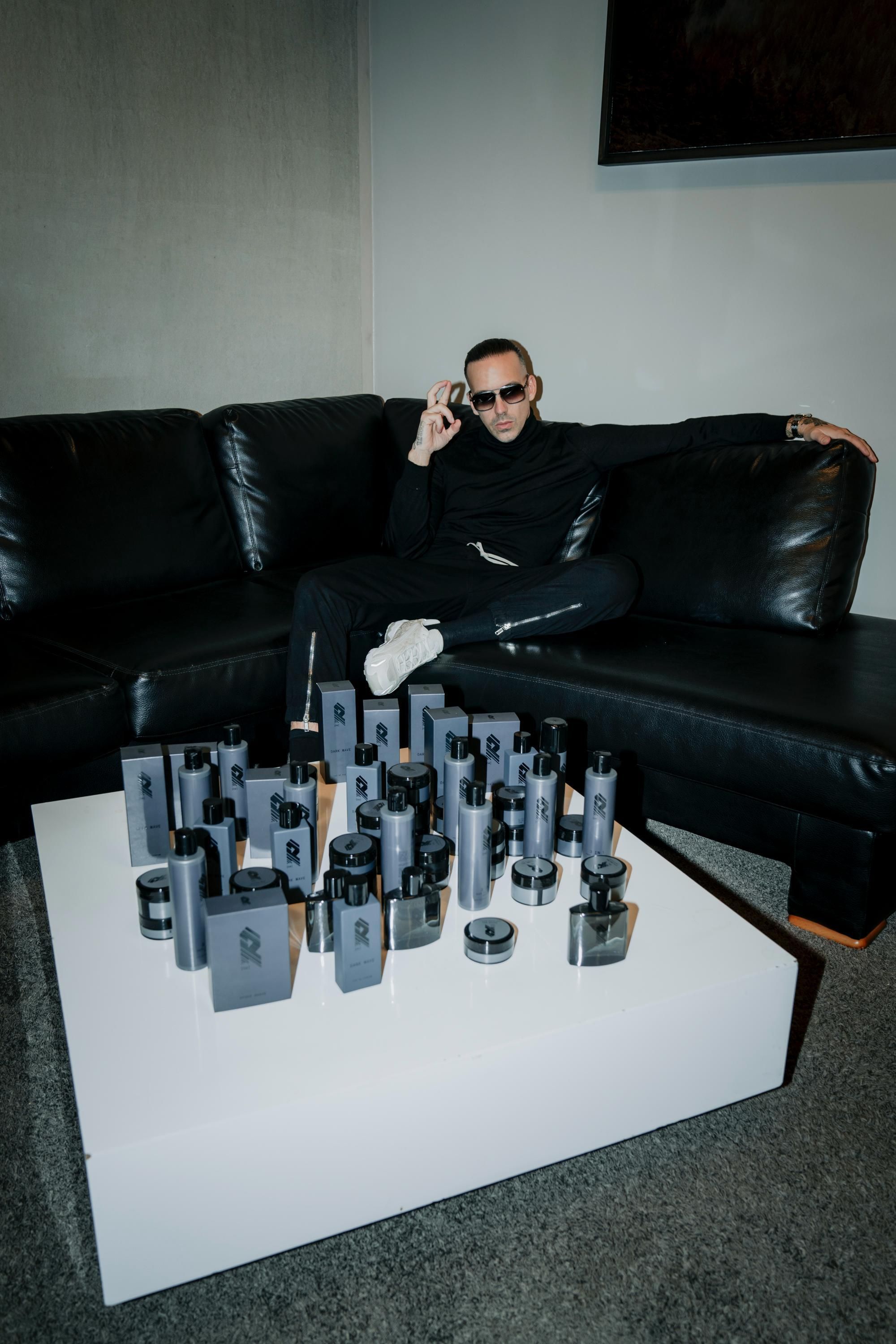 RAF Camora präsentiert seine neue Pflegelinie