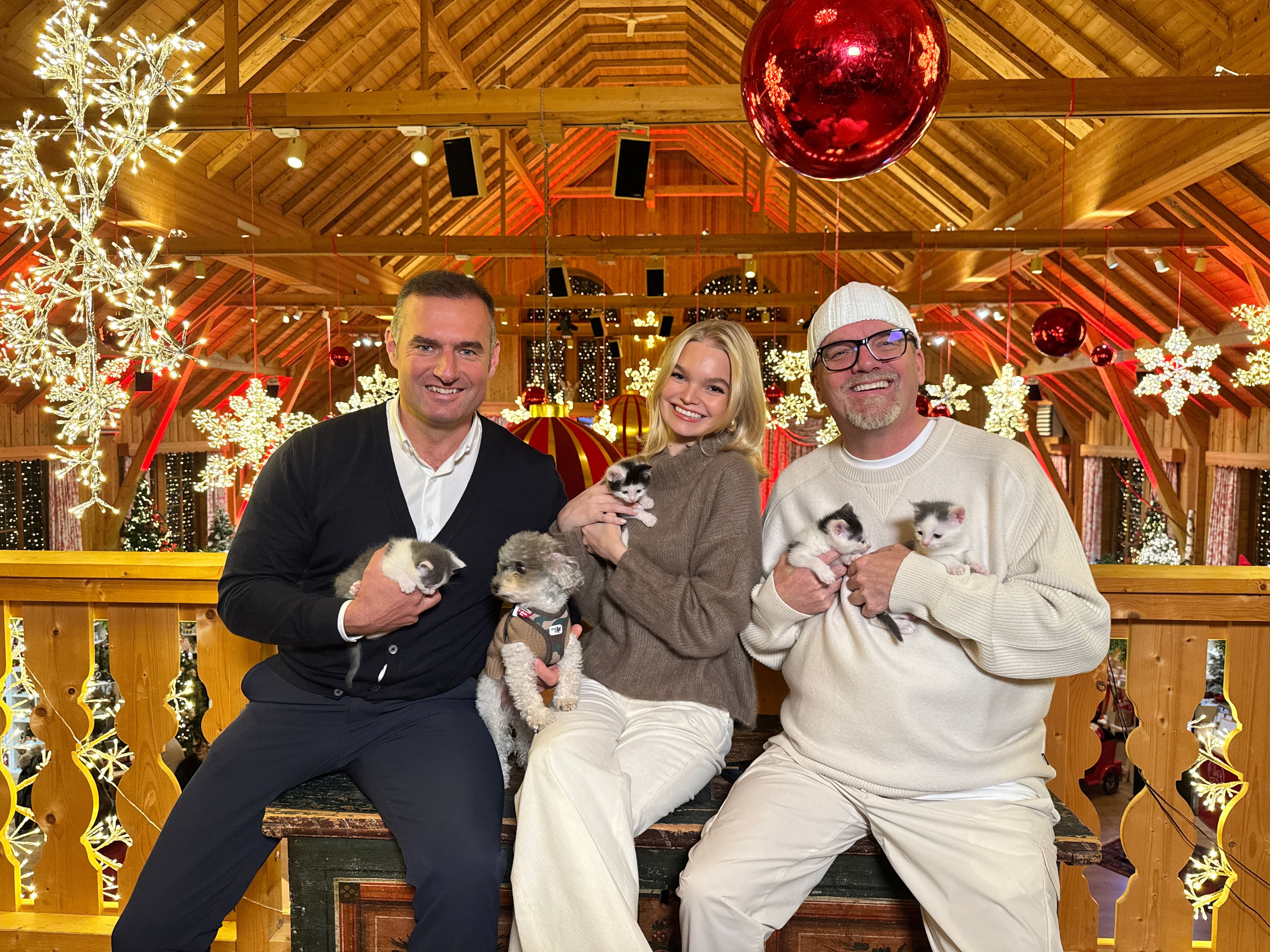 DJ Ötzi mit seiner Tochter Lisa-Marie und Gut Aiderbichl-Geschäftsführer Dieter Ehrengruber