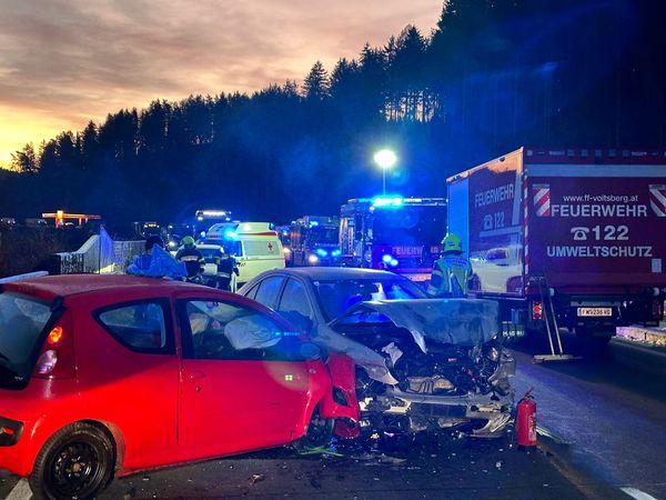 Die Frau wurde lebensgefährlich verletzt.