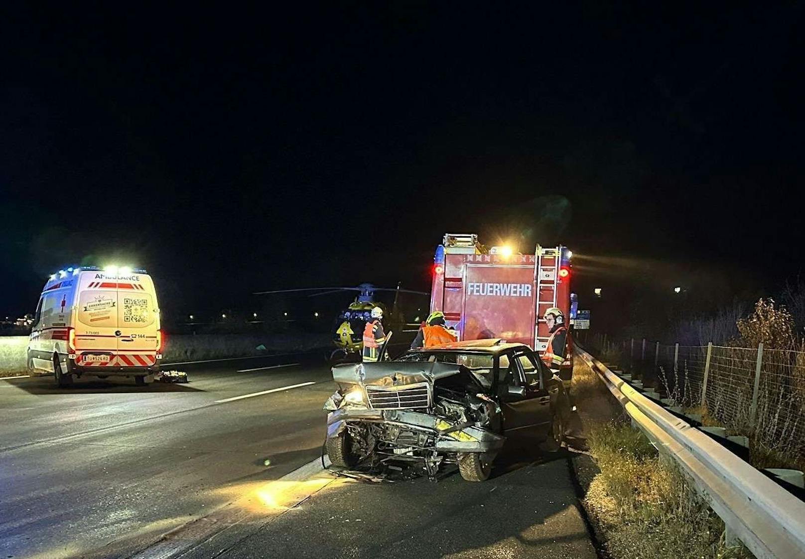 Im zweiten Fahrzeug waren drei weitere Personen betroffen.