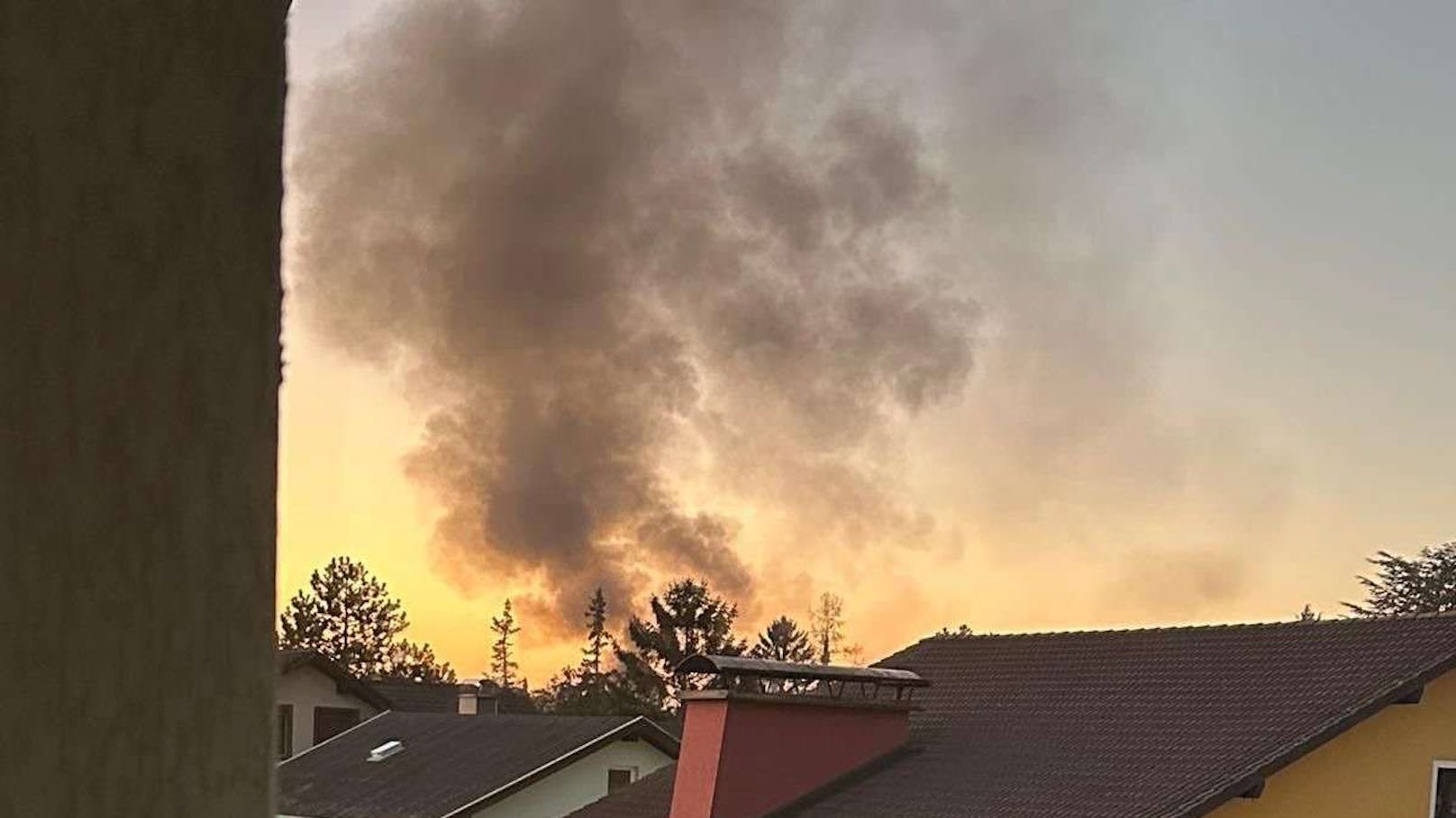 Vier Feuerwehren bekämpften stundenlang das Feuer