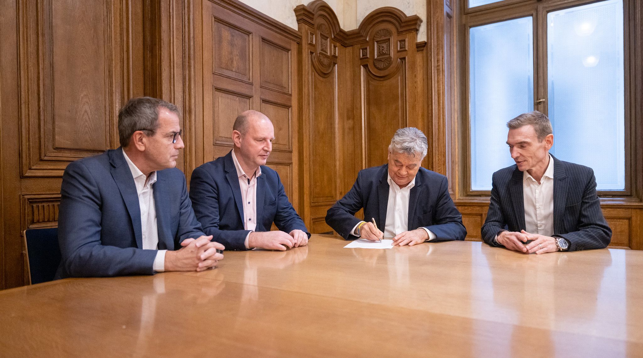 Die Gehaltsverhandlungen für den Öffentlichen Dienst konnten überraschend abgeschlossen werden.