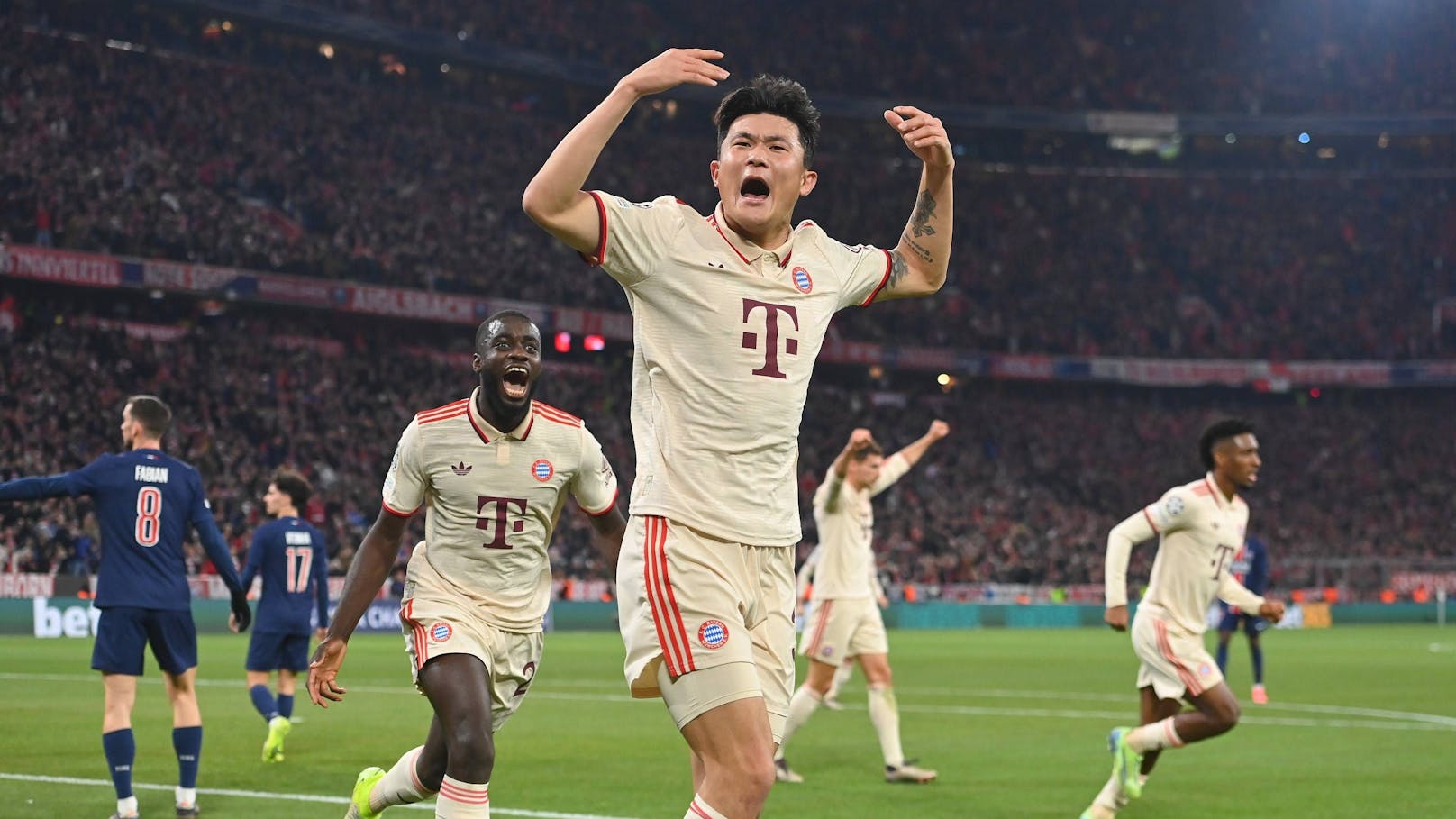 Bayern schlägt Paris knapp, City vergibt 3:0-Führung