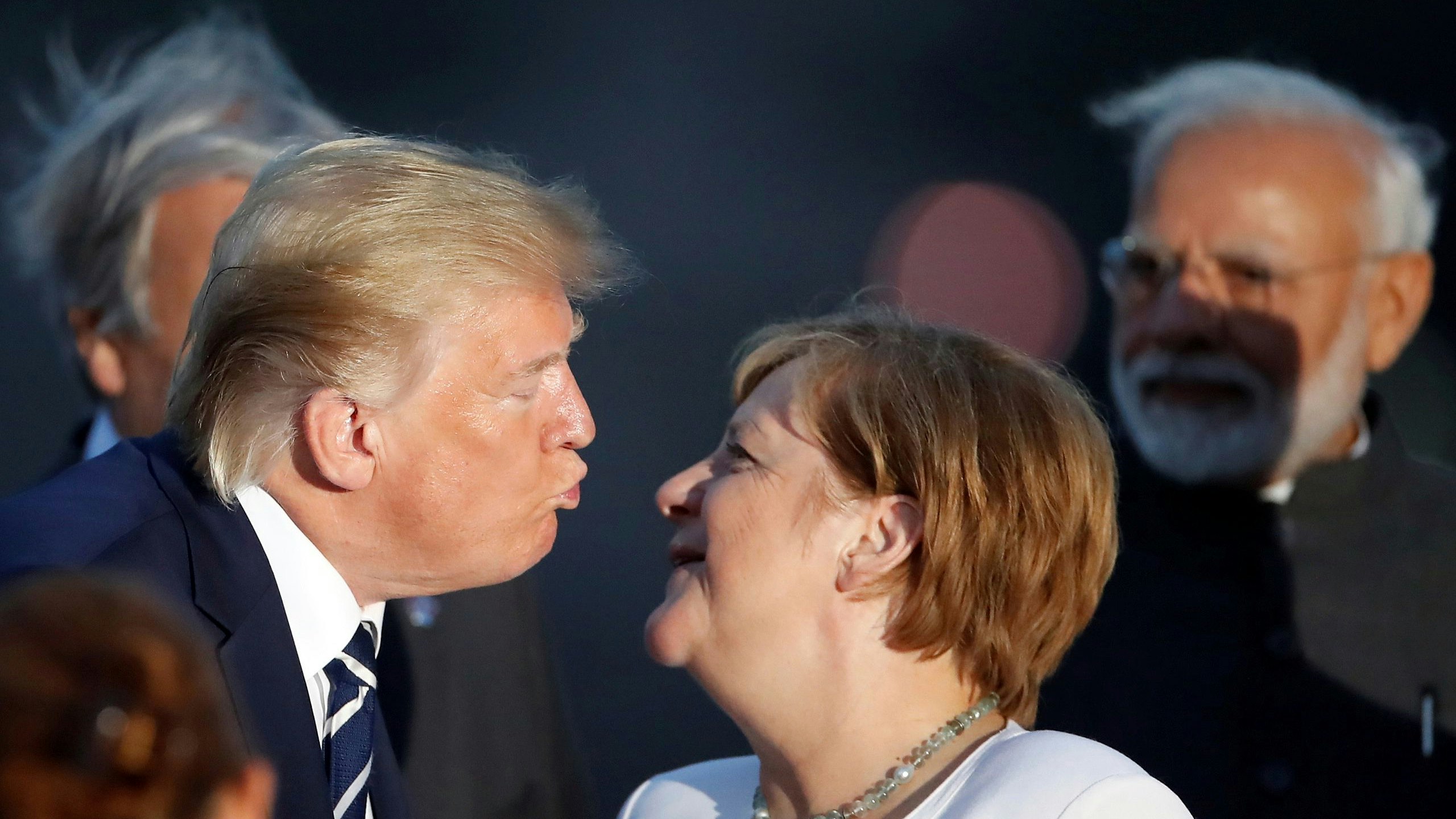 Über Trump hat Merkel nicht viel zu sagen und das Wenige ist auch nicht gut