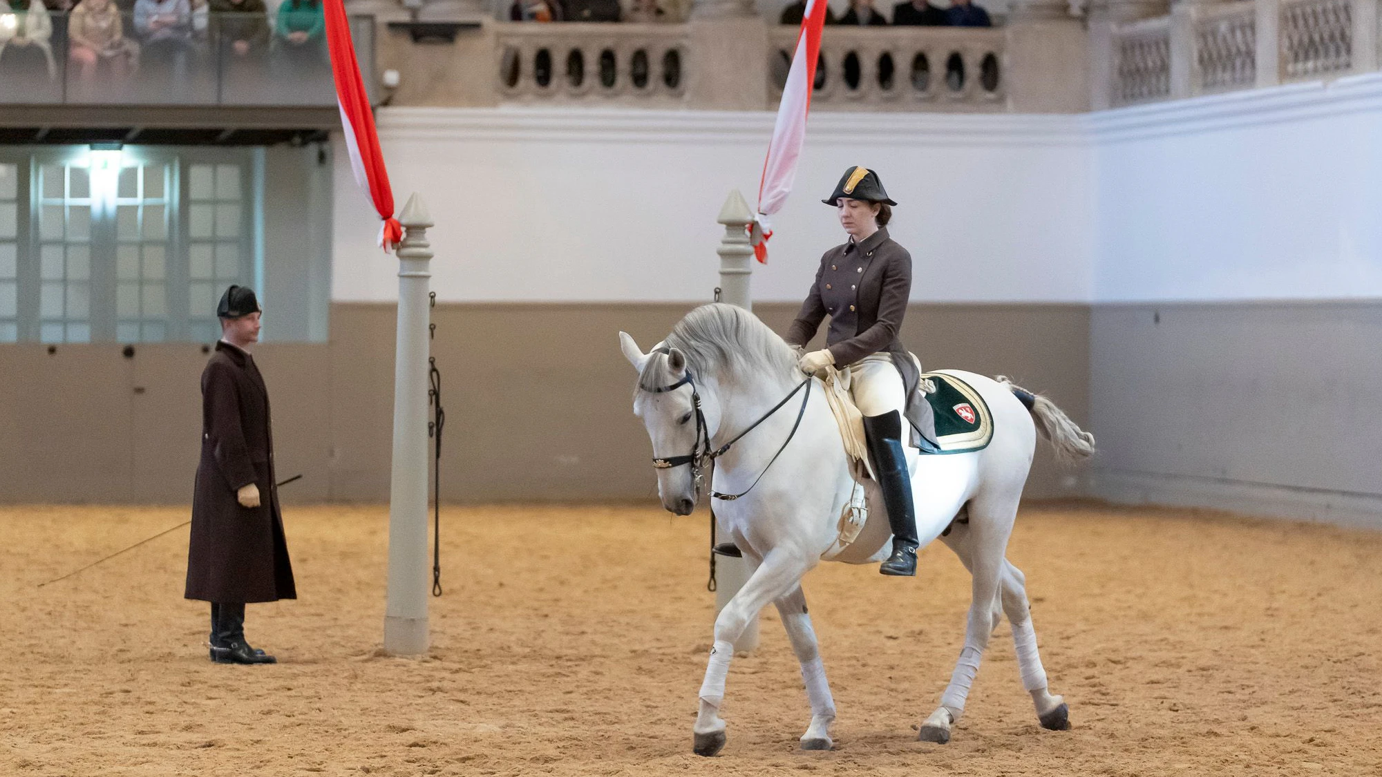 Heute.at - Zoff um Hofreitschule: Ex-Chef will 1 Million vom Staat