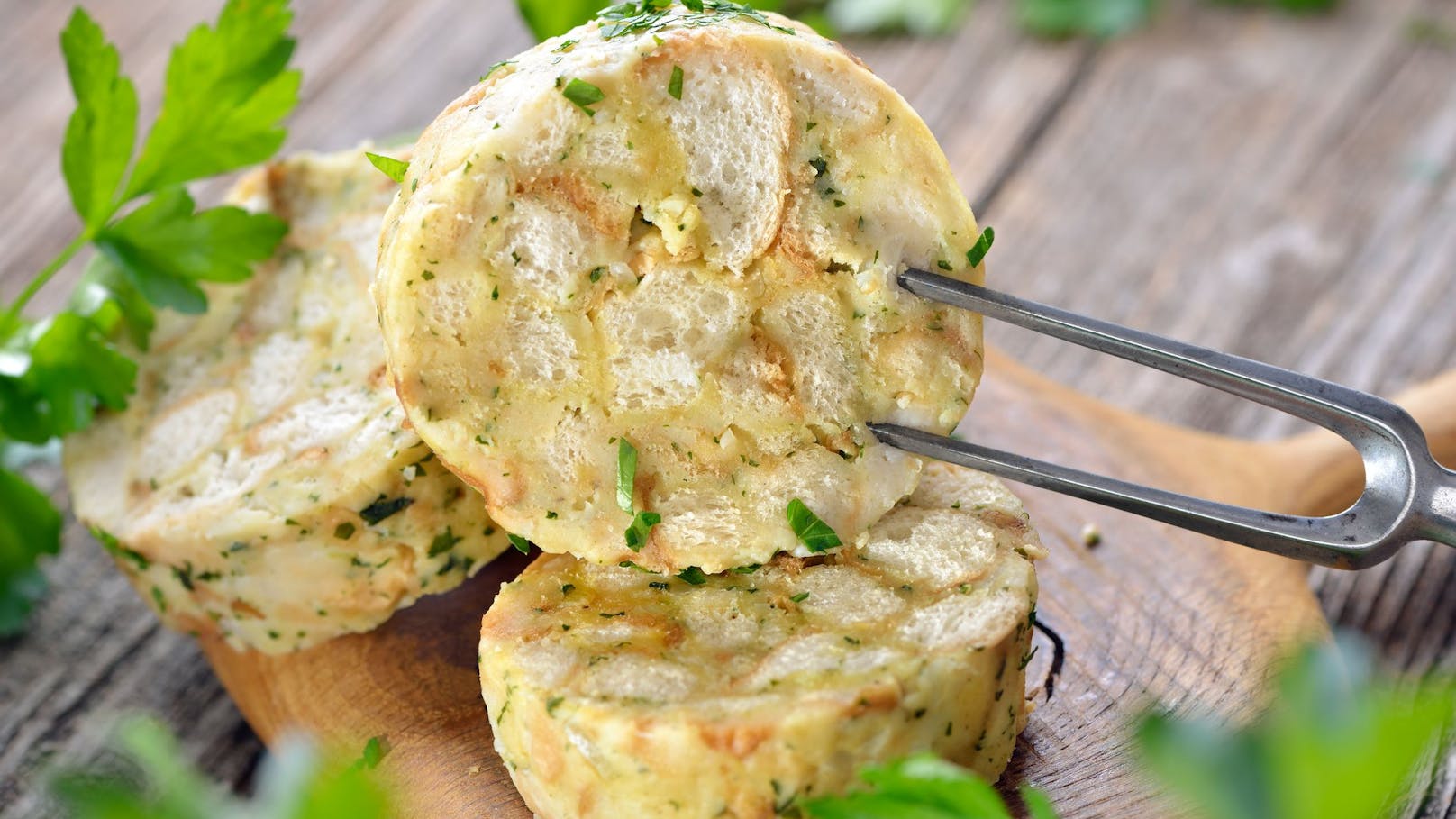 Plastikteile im Knödel! MPreis ruft Produkt zurück